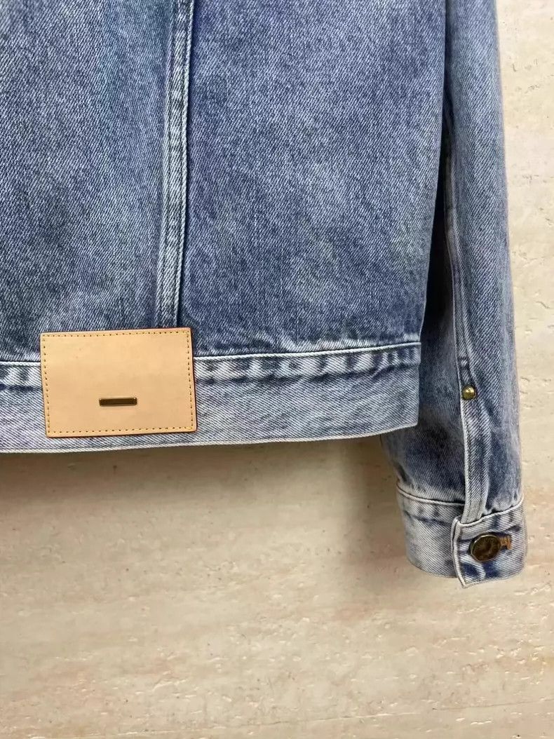 Louis Vuitton louis vuitton SS23 DNA New Listing SheetWashed Denim Jacke Size US L / EU 52-54 / 3 - 6 Thumbnail