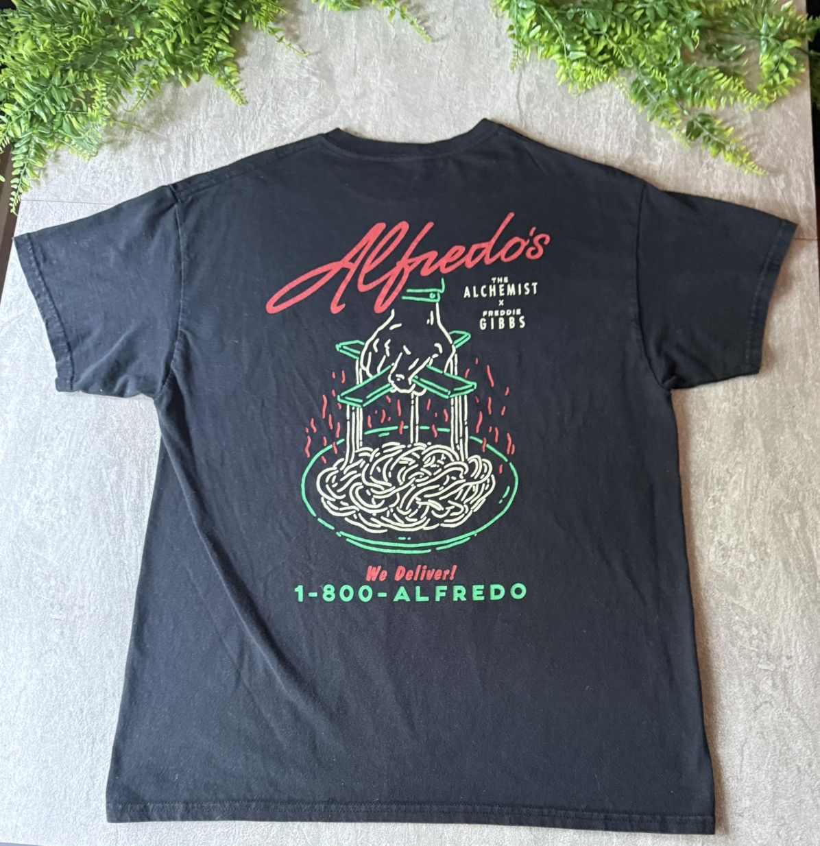the alchemist freddie gibbs Tシャツ Freddie Gibbs x The Alchemist Alfredo Men's T-Shirt Size