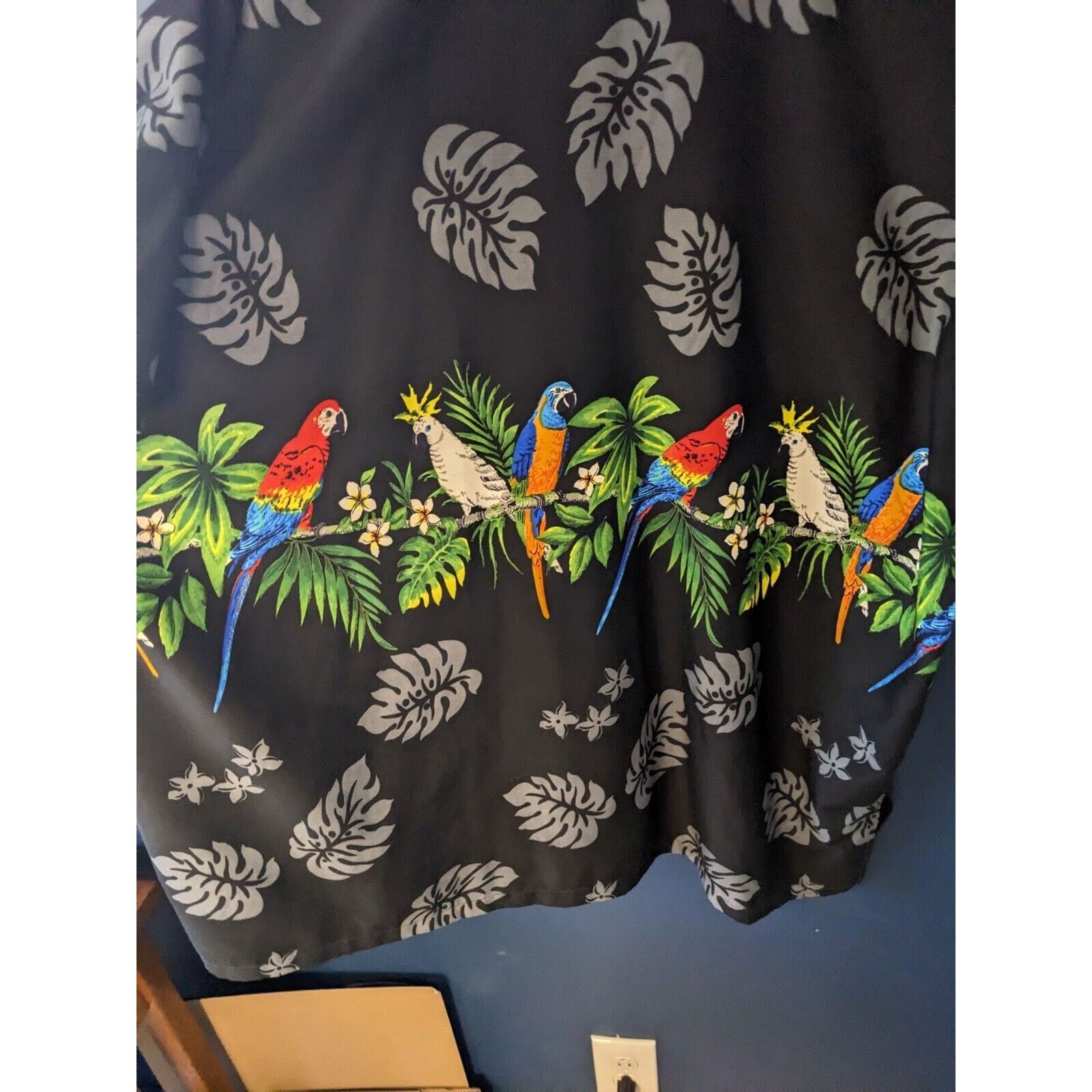 MISA Los Angeles Hawaiian Shirt Colorful Parrots on Black XXL Misa. Soft Airy Size US XXL / EU 58 / 5 - 2 Thumbnail