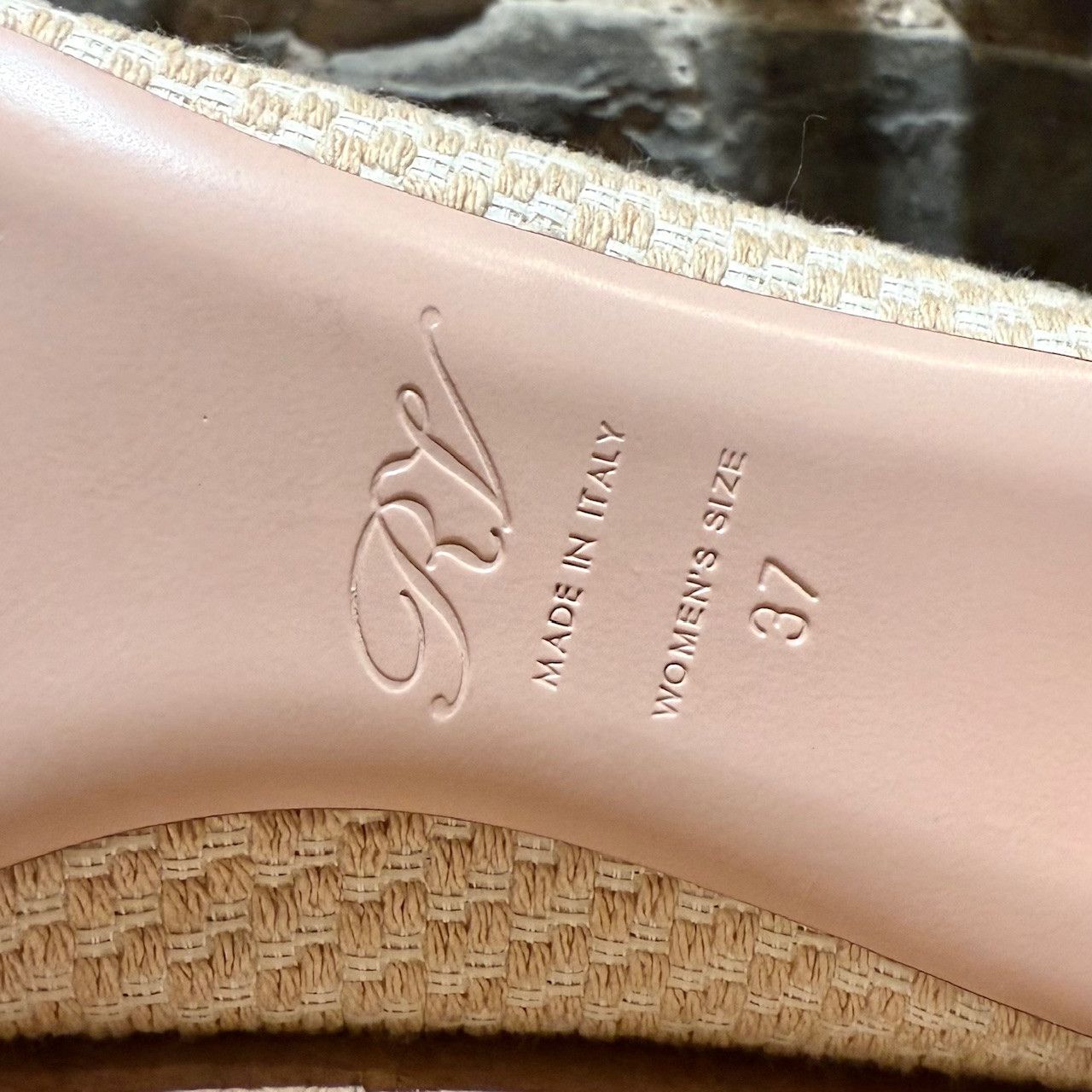 Roger Vivier Roger Vivier Ivory Beige Tweed Belle Vivier 45 Pumps Size US 7 / IT 37 - 9 Thumbnail