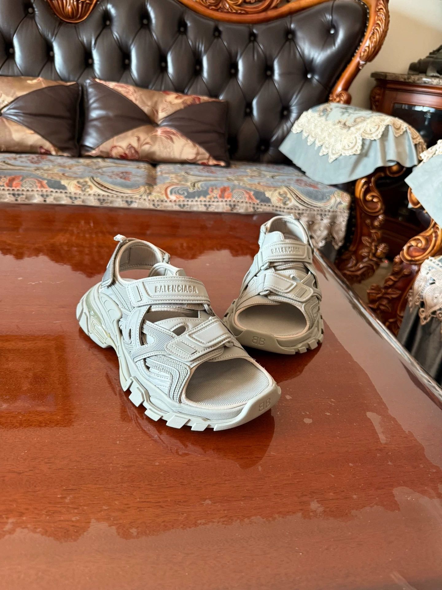 Balenciaga Balenciaga Classic Dad Sandal (40, Size Up) Like New Size US 9.5 / IT 39.5 - 2 Thumbnail