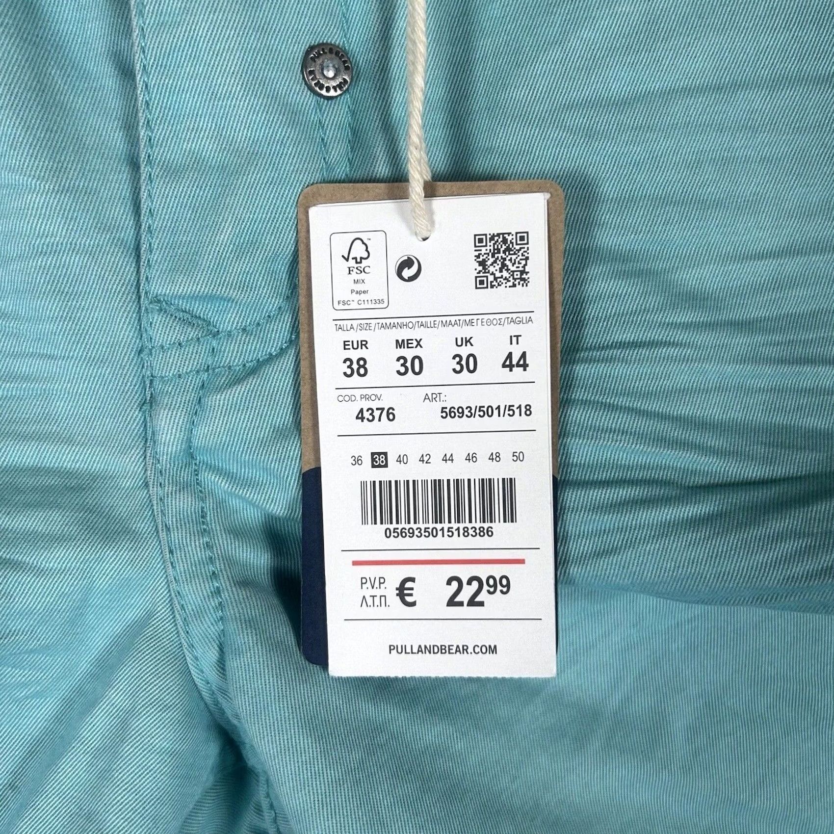 Vintage Pull&Bear Mens Bermuda Shorts 100% Cotton Regular Fit Zip Pocket Teal Green NWT Size 38 Casual Chino Bermuda Shorts Size US 38 / EU 54 - 3 Thumbnail