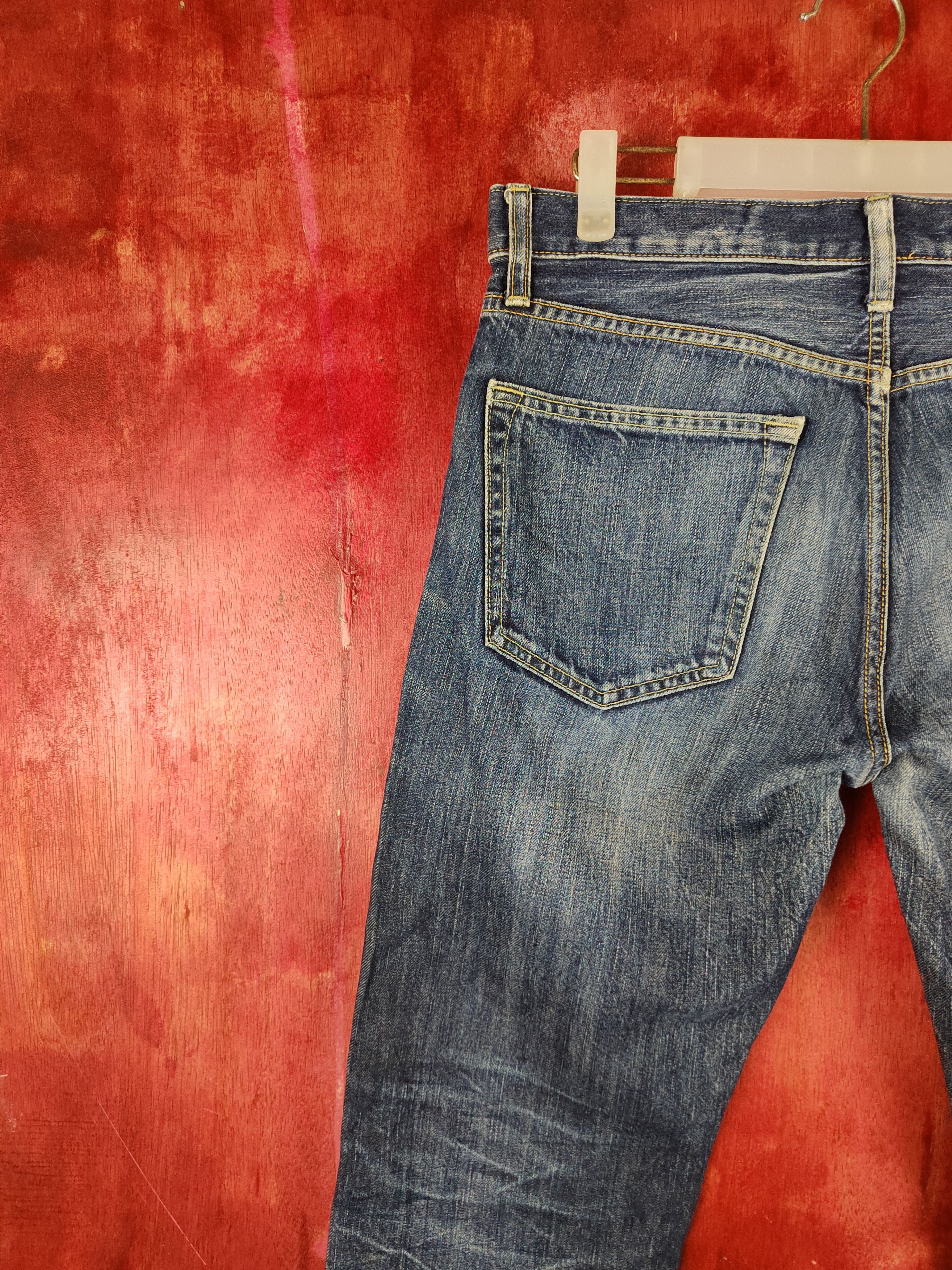 Japanese Brand Uniqlo Dark Blue Distressed Ripped Jeans #S2211 Size US 31 - 9 Thumbnail