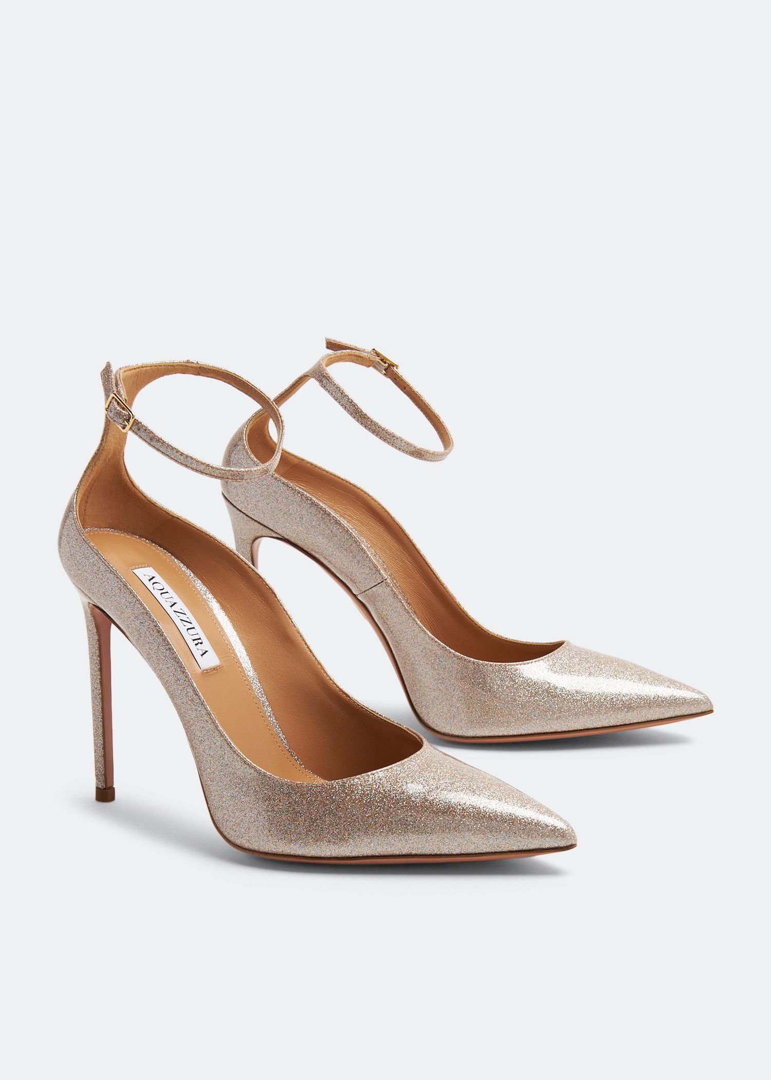 o1srvl11e1024 Heel in Beige