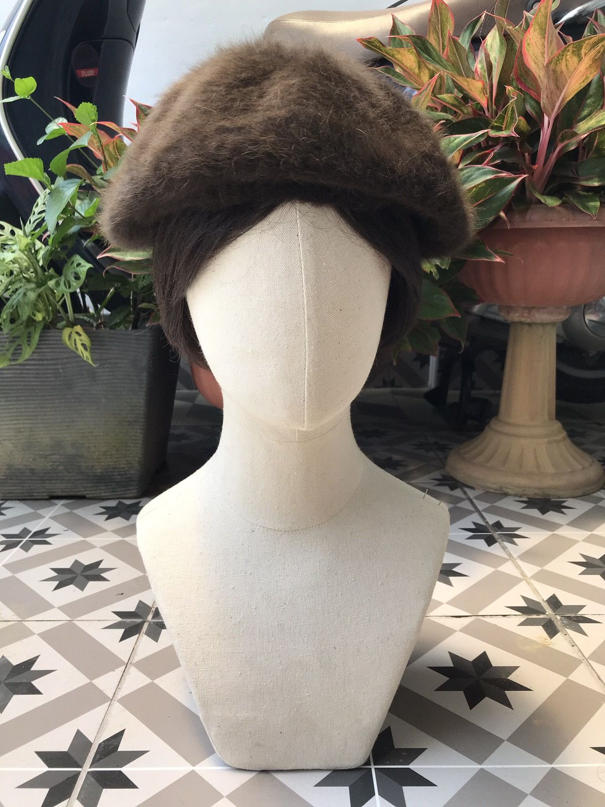 Japanese Brand RABBITS FUR HAIR BARETTA FLAT CAP NEWSBOY IVY Size ONE SIZE - 11 Thumbnail