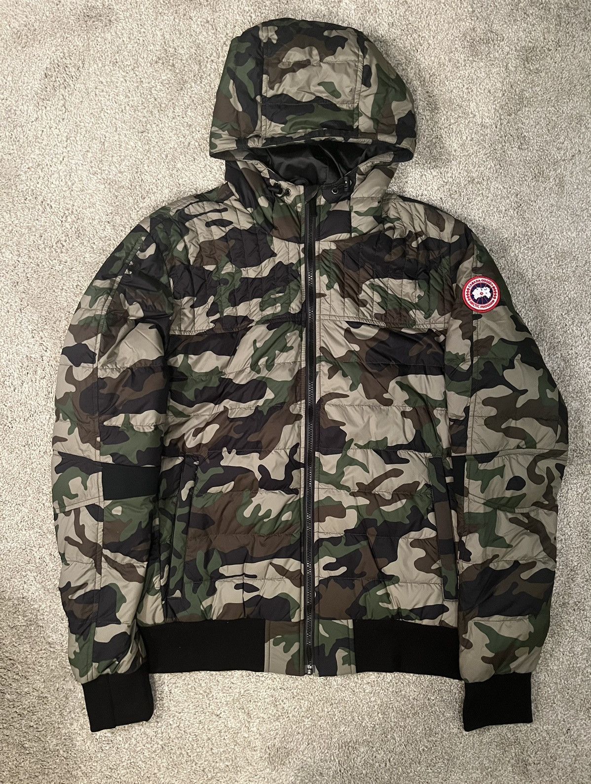 image of Canada Goose Cabri Down Jacket in Camo, Men's (Size XL)