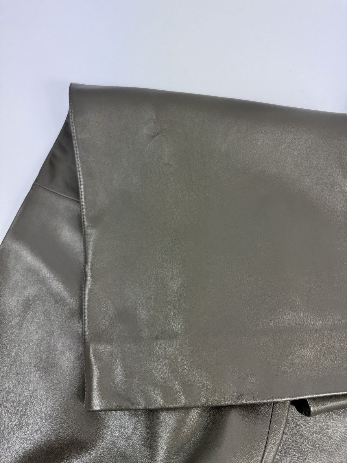 Bottega Veneta KHAKI NAPPA LEATHER PANTS Size US 34 / EU 50 - 6 Thumbnail