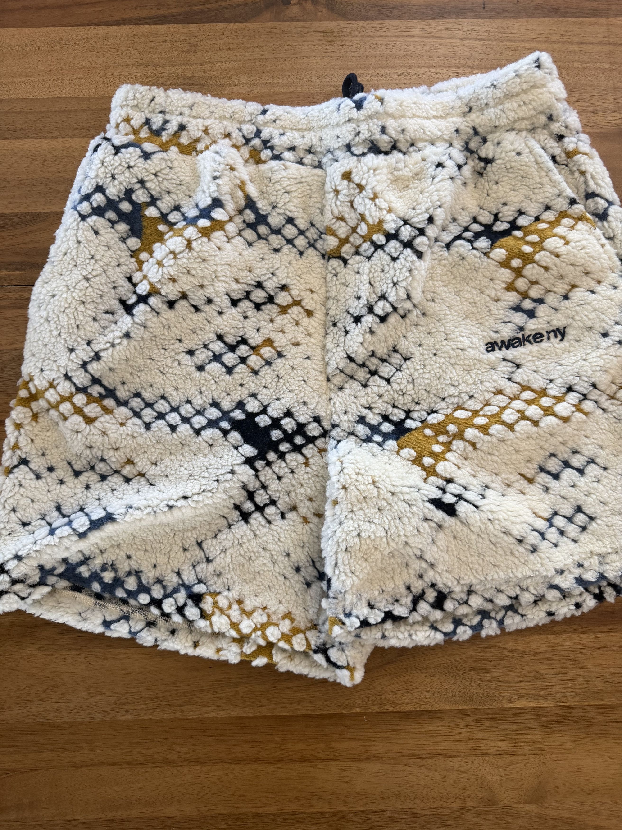 Awake NY Awake NY Sherpa Fleece Shorts — Medium — NWT Size US 36 / EU 52 - 1 Thumbnail
