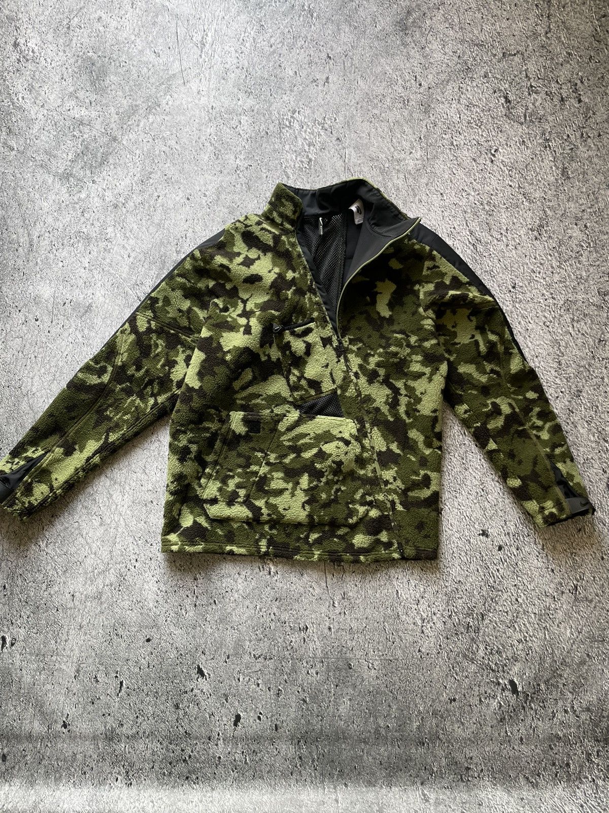 1017 ALYX 9SM × MMW × Nike Nike x MMW Camo Fleece Size US M / EU 48-50 / 2 - 2 Thumbnail