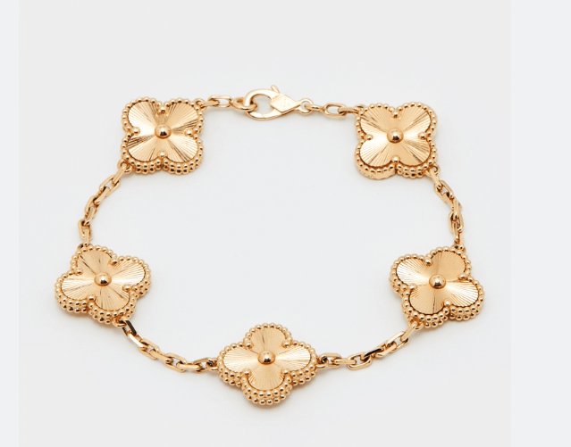 Van Cleef & Arpels van cleef style bracelet Grailed