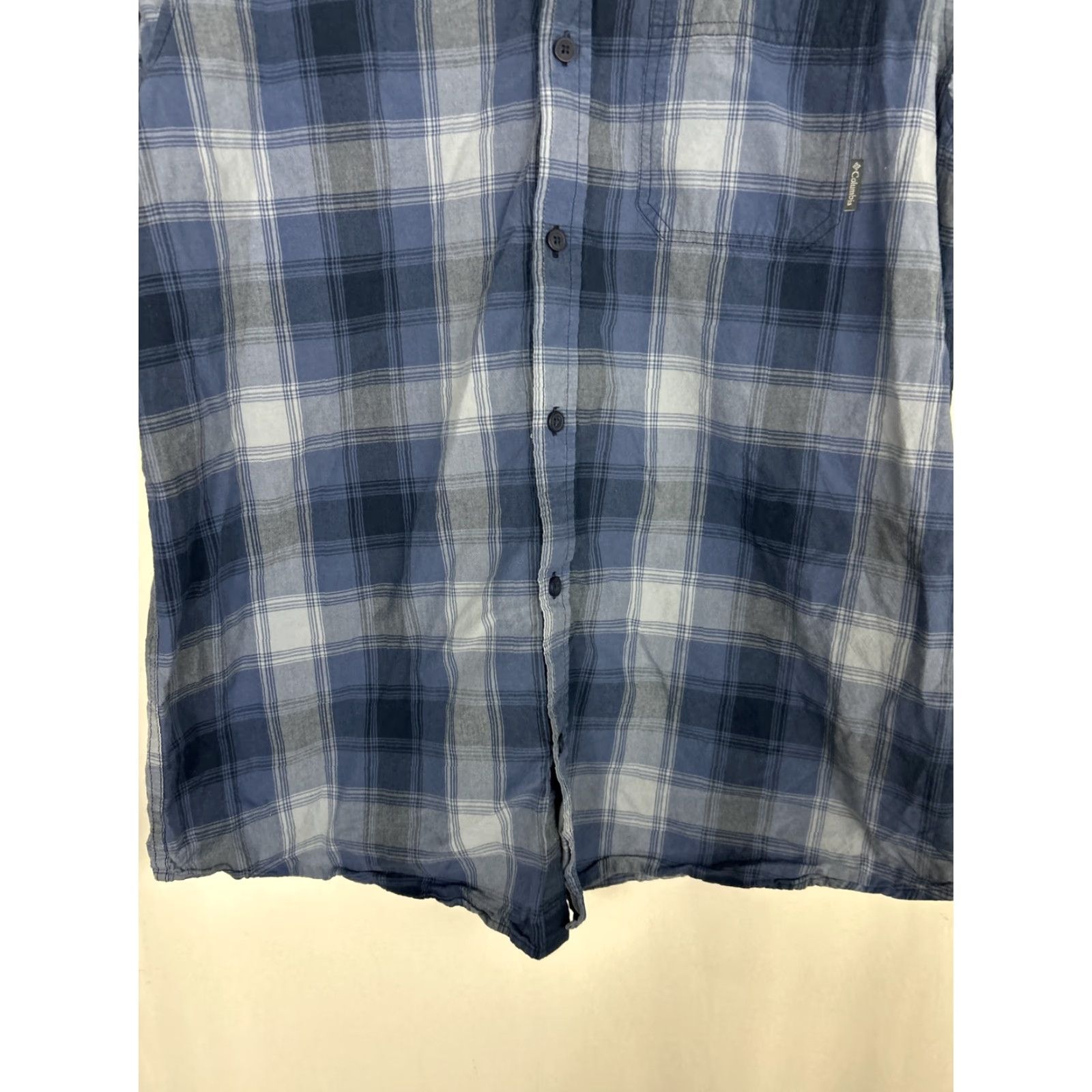 Vintage Columbia Mens XL Blue Plaid Button Up Shirt Long Sleeve Casual Cotton Size US XL / EU 56 / 4 - 6 Thumbnail