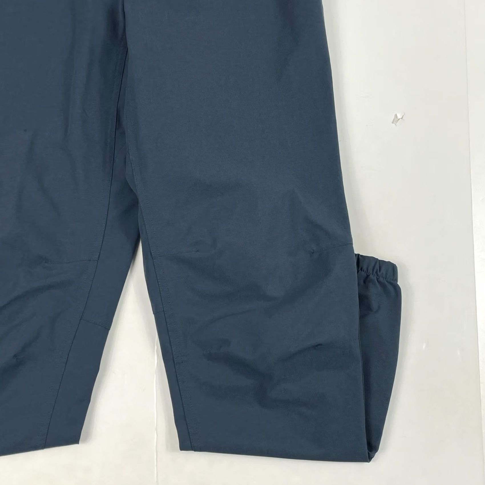 Vintage Item Specifications: Length: 52 Inch Size US 29 - 4 Thumbnail