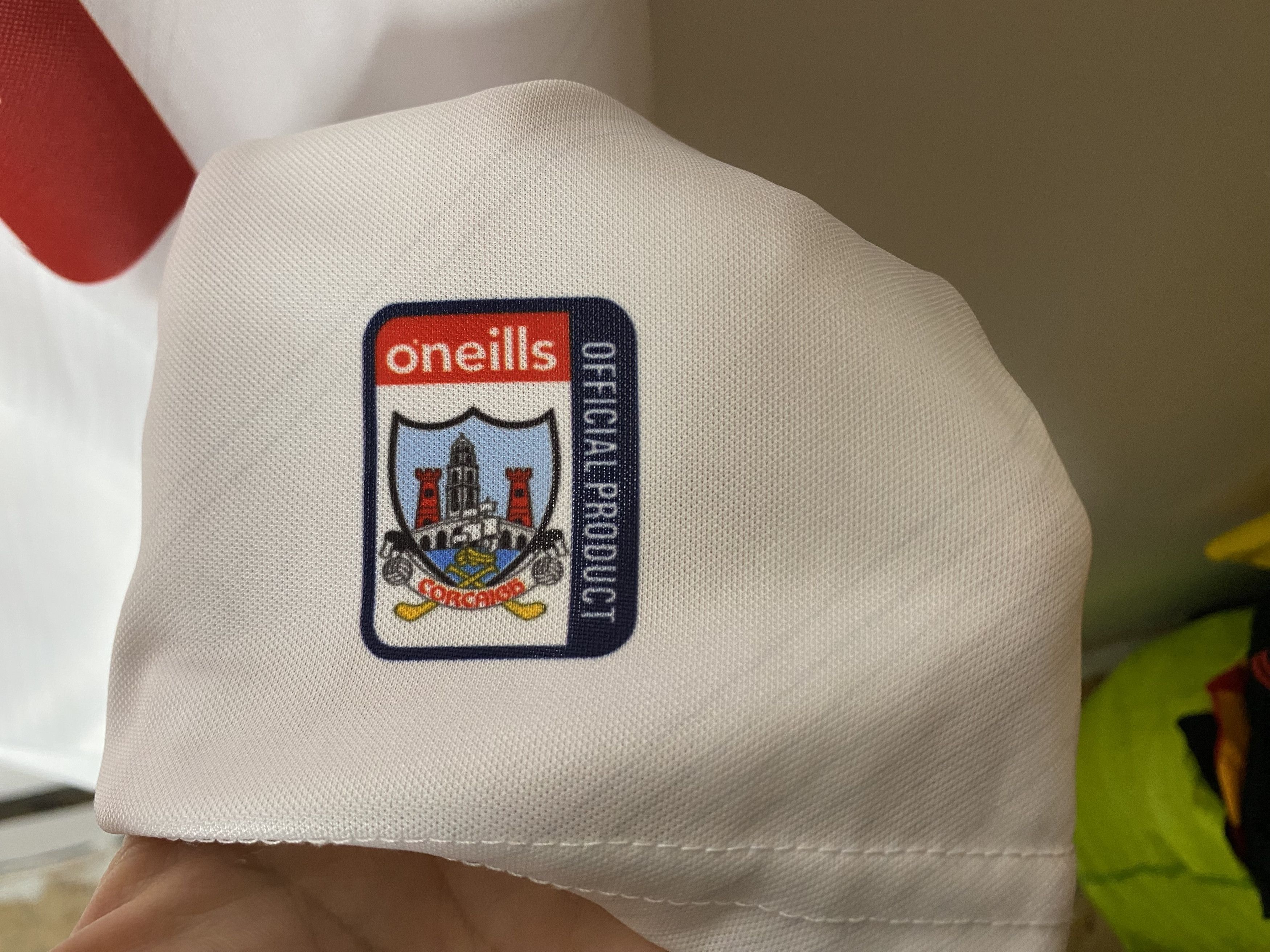 O'Neills CORK GAA 2021-22 AWAY GAELIC FOOTBALL SHIRT JERSEY IRELAND Size US XXL / EU 58 / 5 - 7 Thumbnail