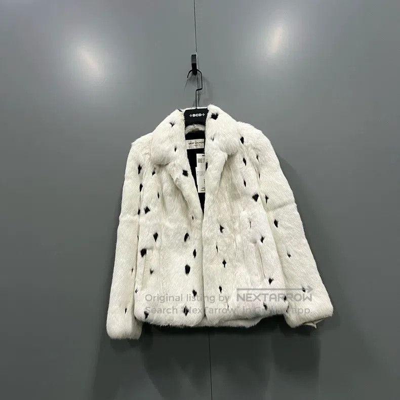 Saint Laurent Paris Saint Laurent Paris Spotted Fur Jacket Size XS / US 0-2 / IT 36-38 - 1 Thumbnail