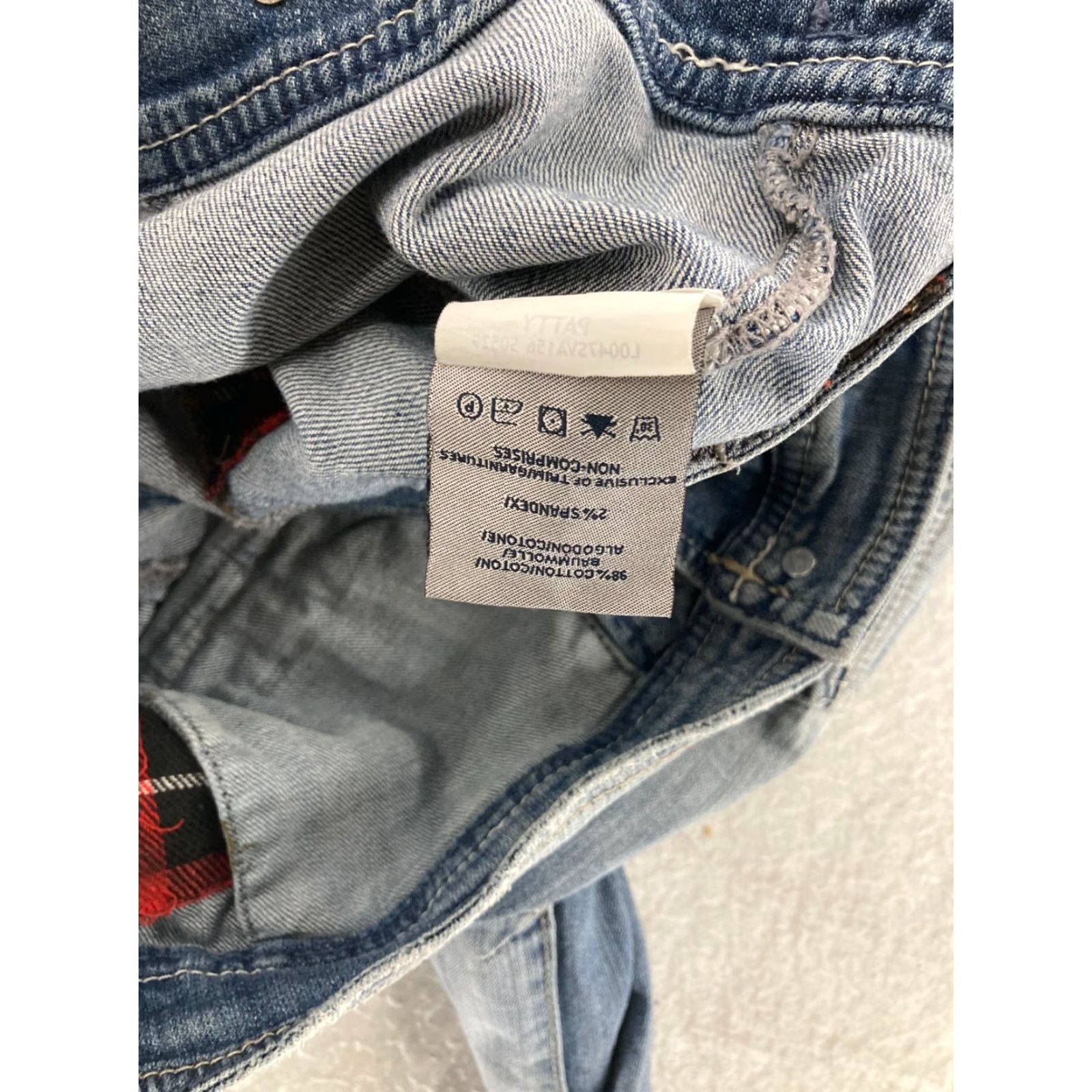 Denime VINTAGE Silver Jeans Denim Jacket Womens Small Blue Stretch Patchwork Trucker Size 28" / US 6 / IT 42 - 7 Thumbnail