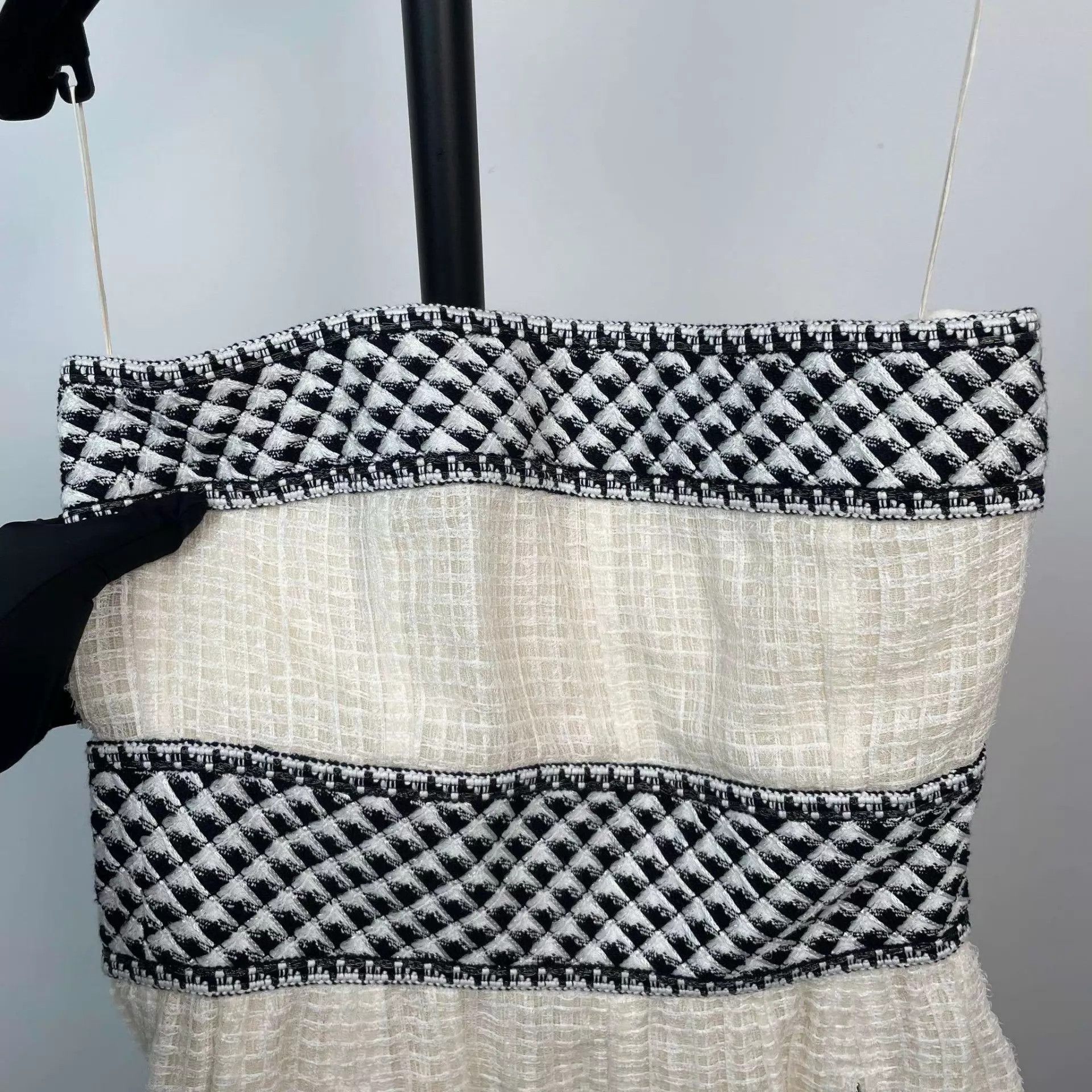 Chanel Chanel Tweed Sleeveless Dress 38 White Color-Blocked Size S / US 4 / IT 40 - 8 Thumbnail