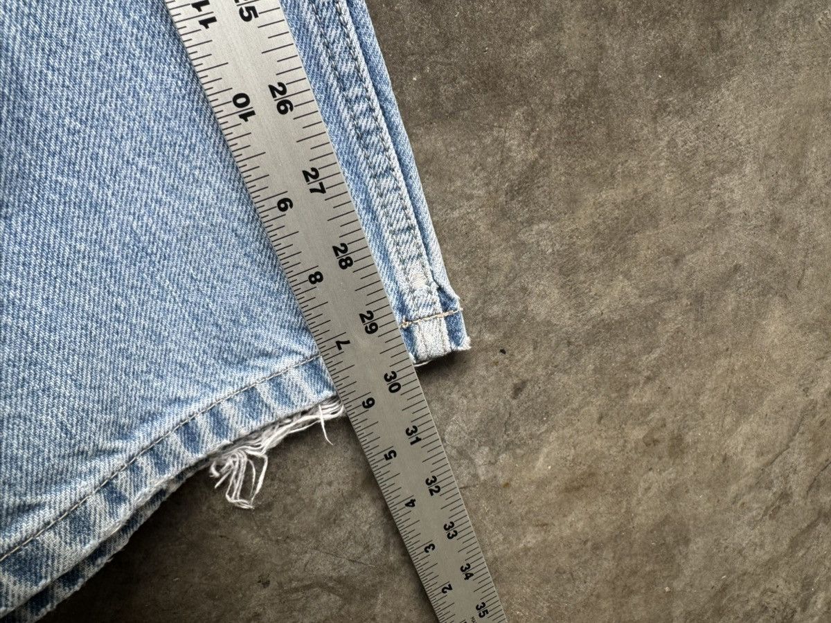 Izod × Vintage Vintage 90’s IZOD Baggy Light Wash Distressed Demin Size US 32 / EU 48 - 7 Thumbnail