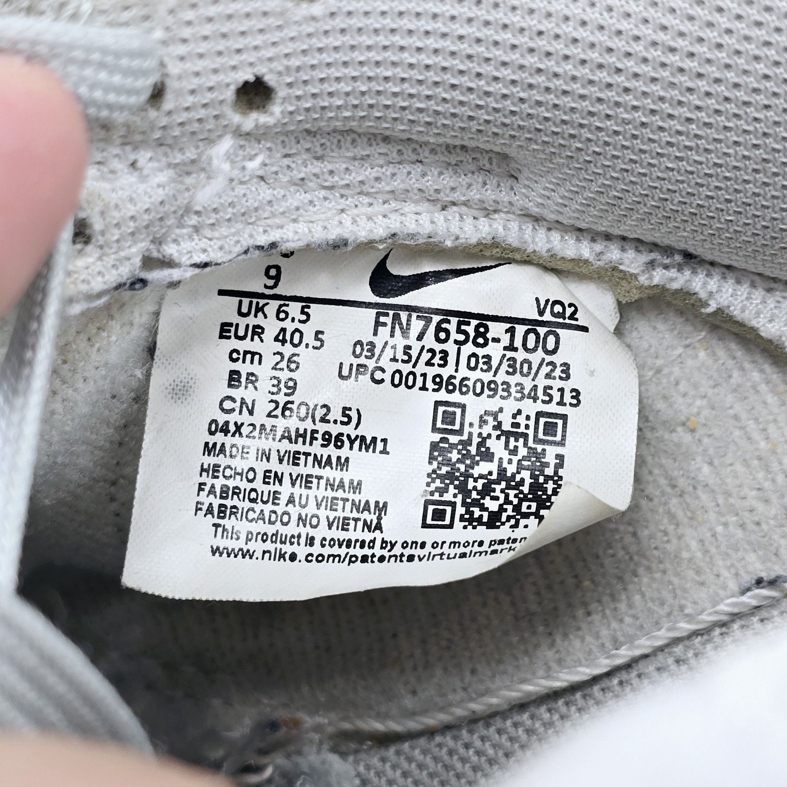 Nike Size 9- Nike Dunk Low Light Silver Corduroy Womens Shoes Size US 9 / IT 39 - 10 Thumbnail
