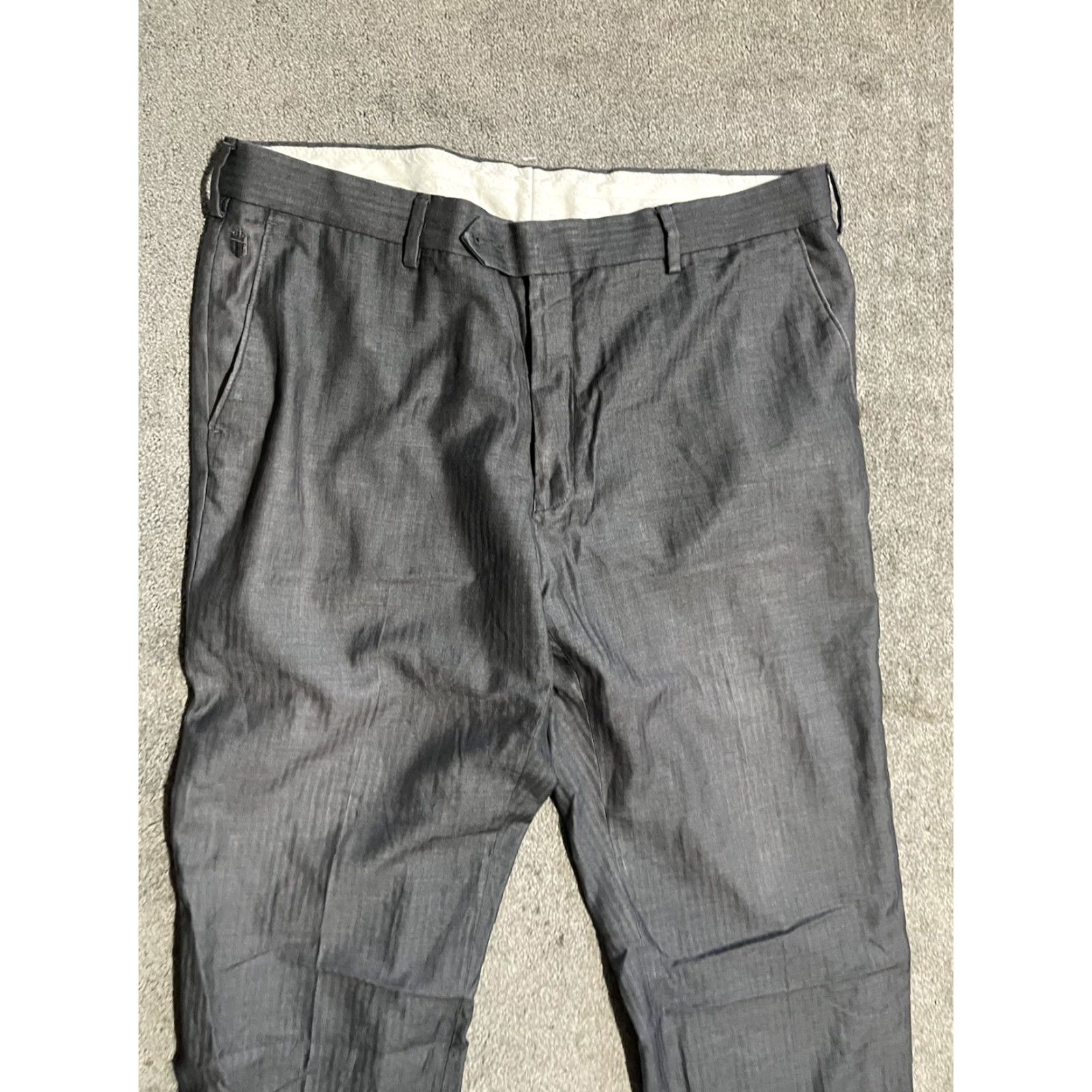 Vintage Louis Philippe Pants Mens 36X27 Dress Slacks Modern Polyester Gray Slim Straight Flat Front Business Formal Workwear Vintage No Size US 36 / EU 52 - 2 Thumbnail