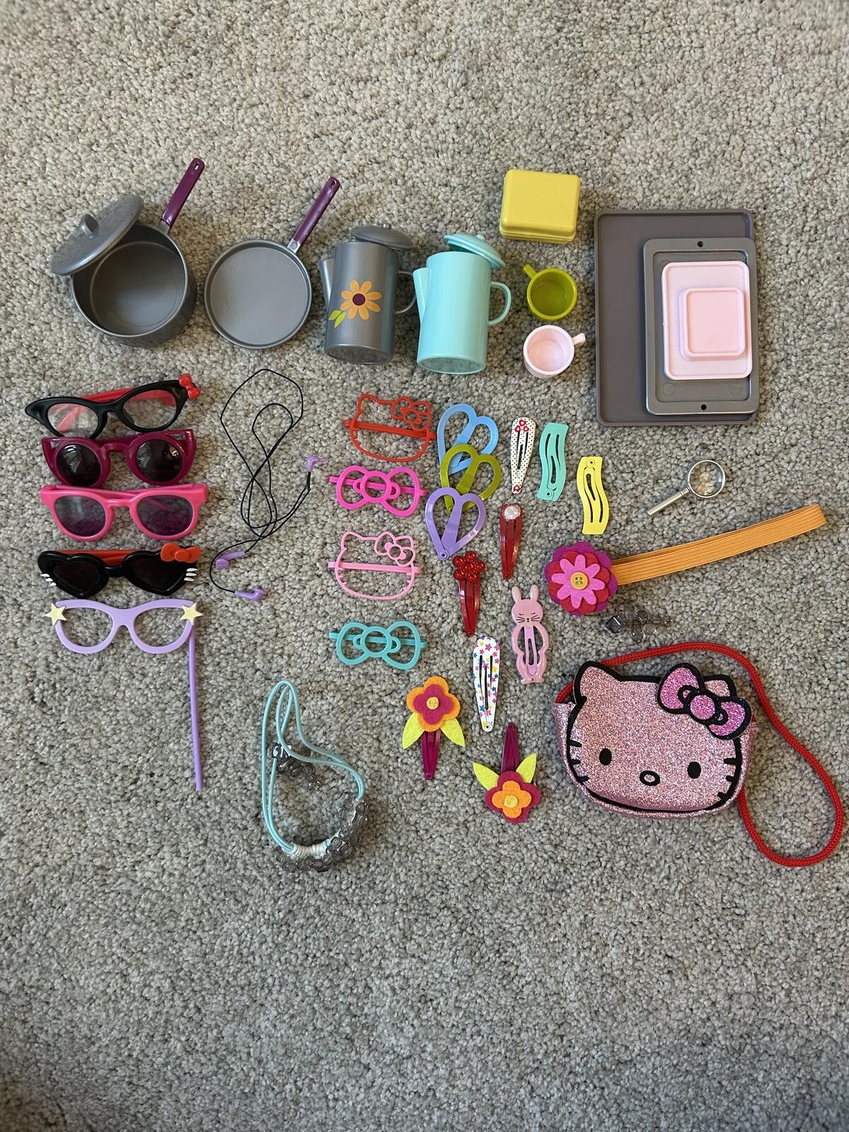 Other OUR GENERATION LOCKER & 38 ACCESSORIES Lot Doll collectibles Size ONE SIZE - 6 Thumbnail