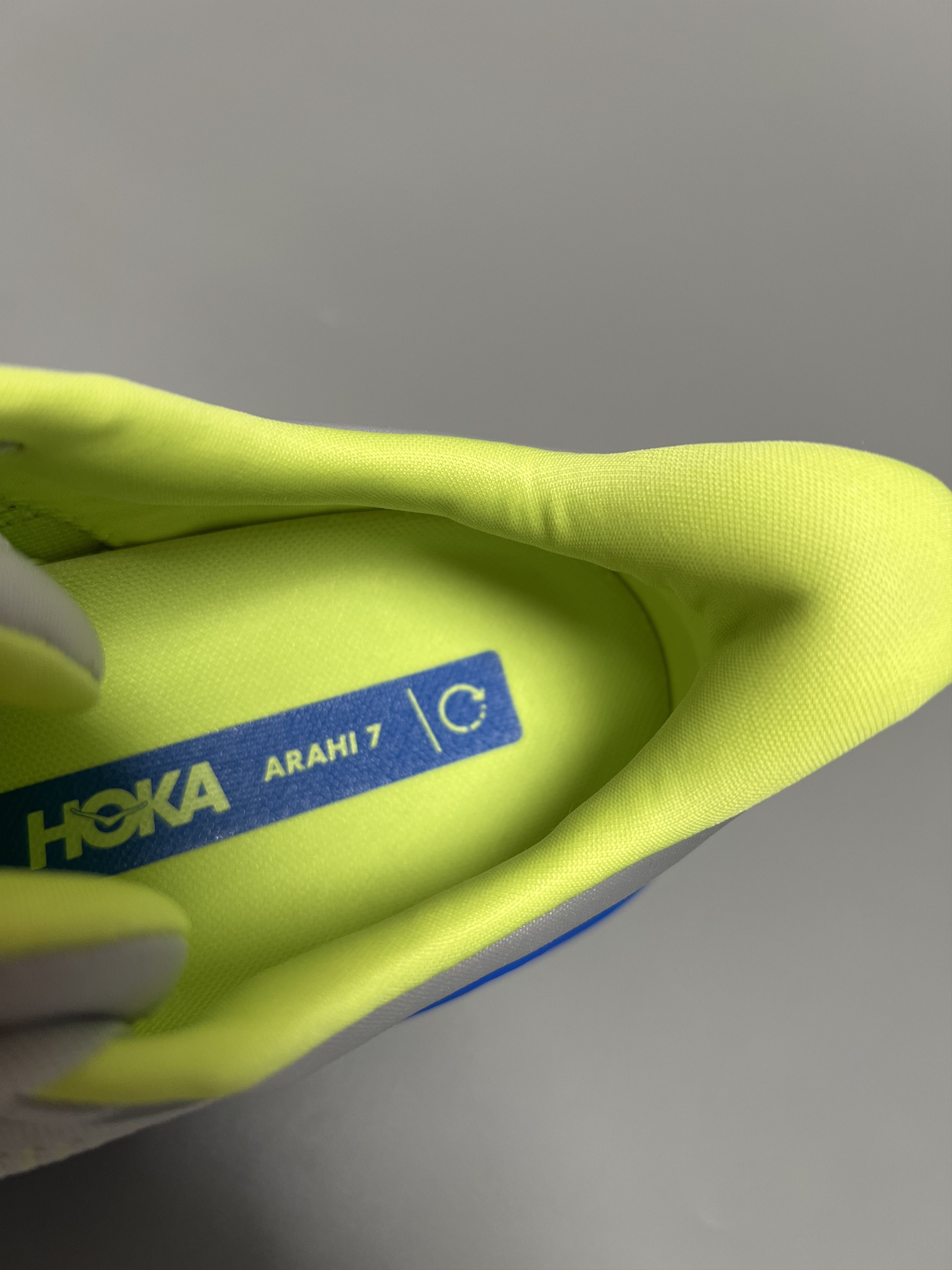 Hoka 10 EE Hoka One One Arahi 7 Wide Running Shoes Walking Gym Size US 10 / EU 43 - 17 Thumbnail