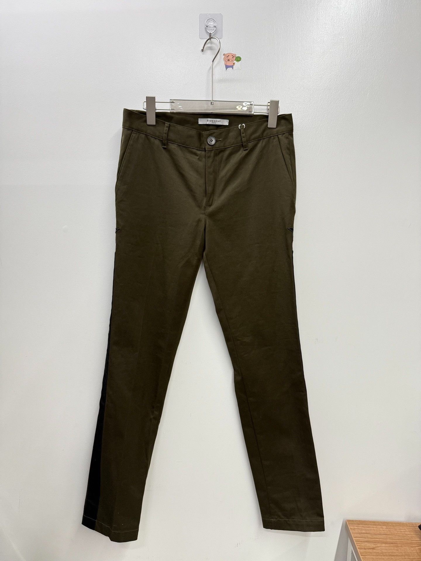 Givenchy Givenchy Straight Green Casual Pants 32 Men Size US 32 / EU 48 - 1 Thumbnail
