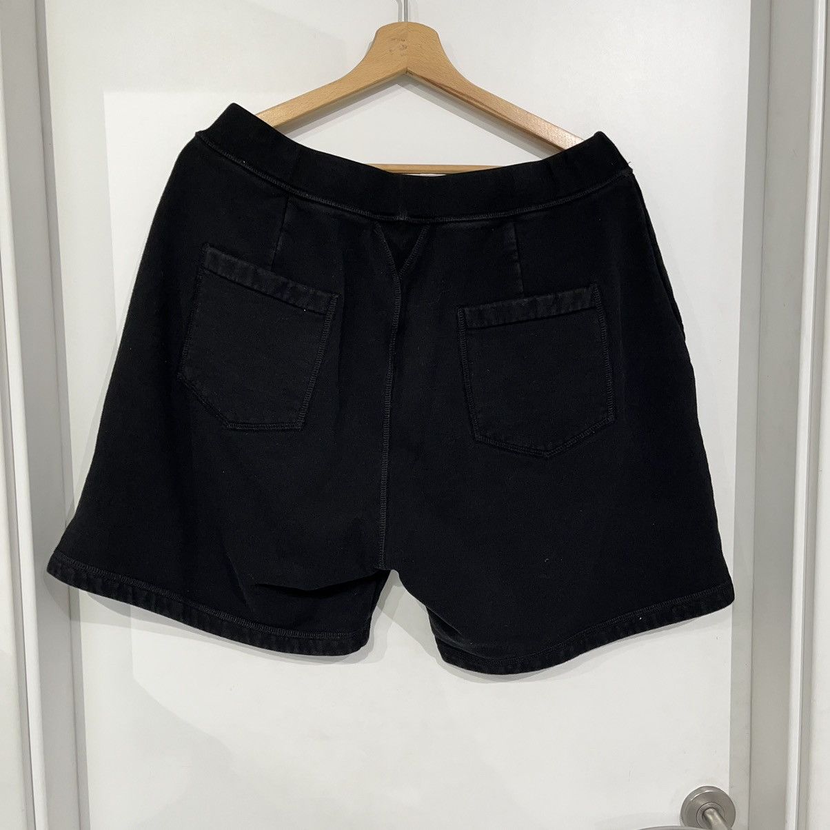 Dsquared2 Dsquared2 Shorts Black Size US 34 / EU 50 - 2 Thumbnail