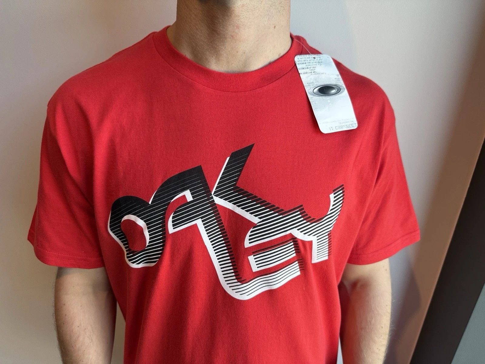 Oakley Oakley Mens T-Shirt Tee Red Vintage Size US L / EU 52-54 / 3 - 2 Thumbnail