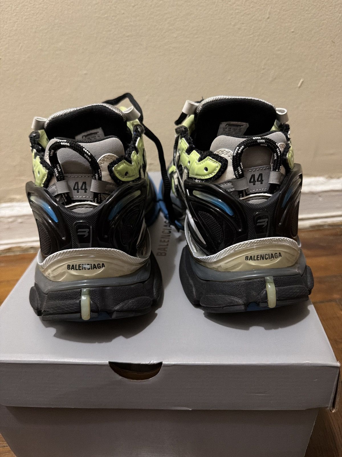Balenciaga Balenciaga Mesh Runner Green Blue Black Grey Size US 11 / EU 44 - 3 Thumbnail