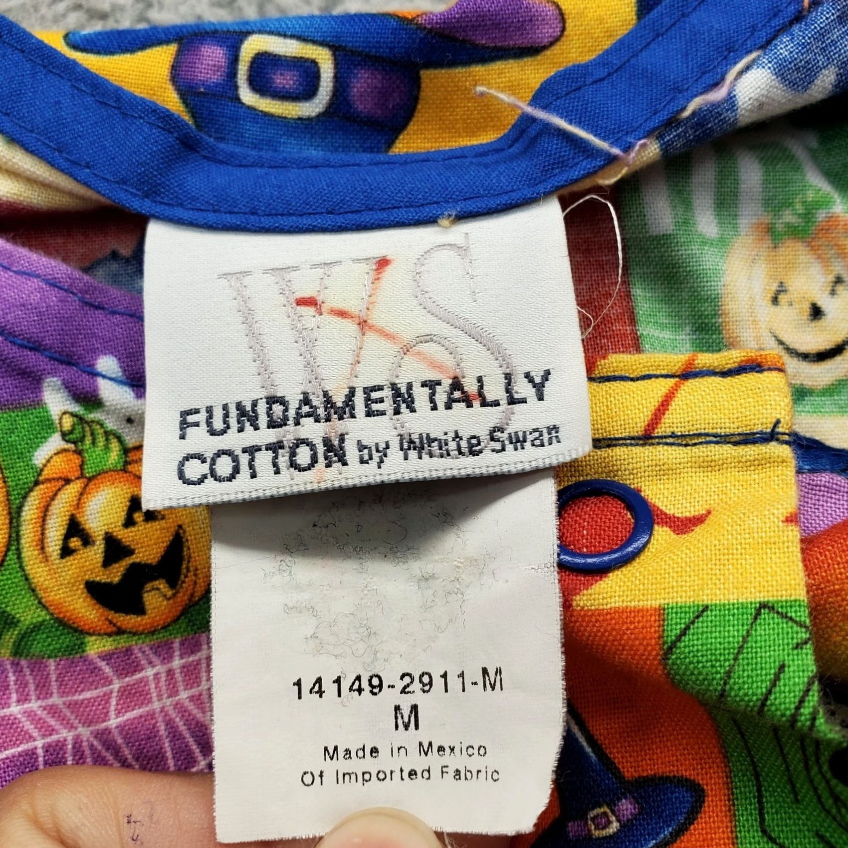 Vintage White Swan Fall Halloween Scrub Top Womens M Multi Pumpkin & Witches Print Snap Front Size M / US 6-8 / IT 42-44 - 7 Thumbnail