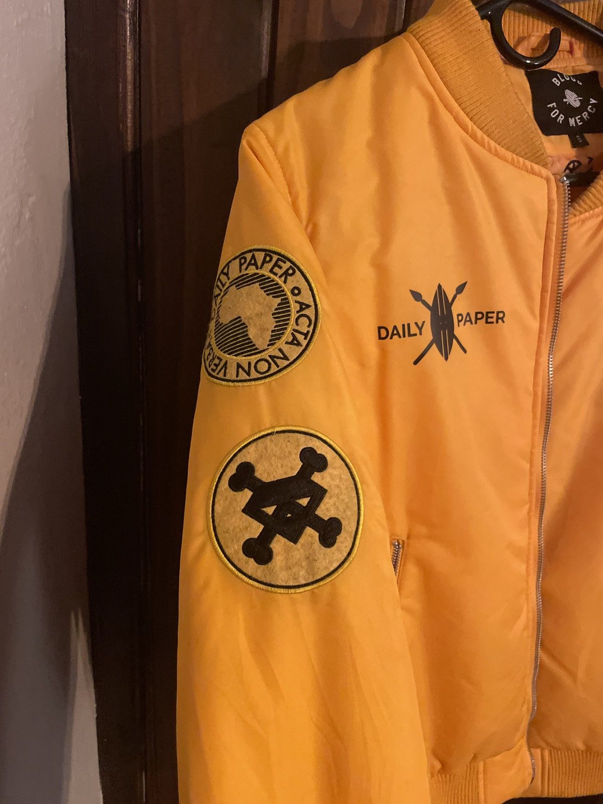 クラシック Daily Paper Yellow claw blood for mercy bomber (yellow ジャケット・アウター