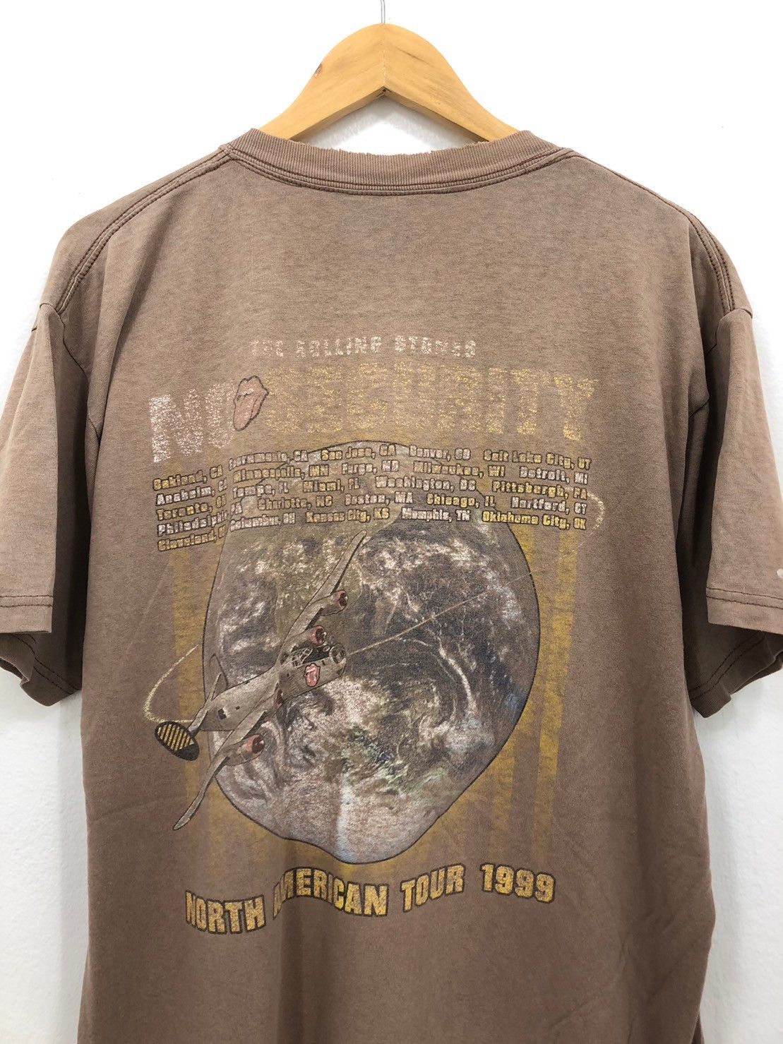 Vintage Vintage 99's The Rolling Stones No Security American Tour BN Size US L / EU 52-54 / 3 - 2 Thumbnail