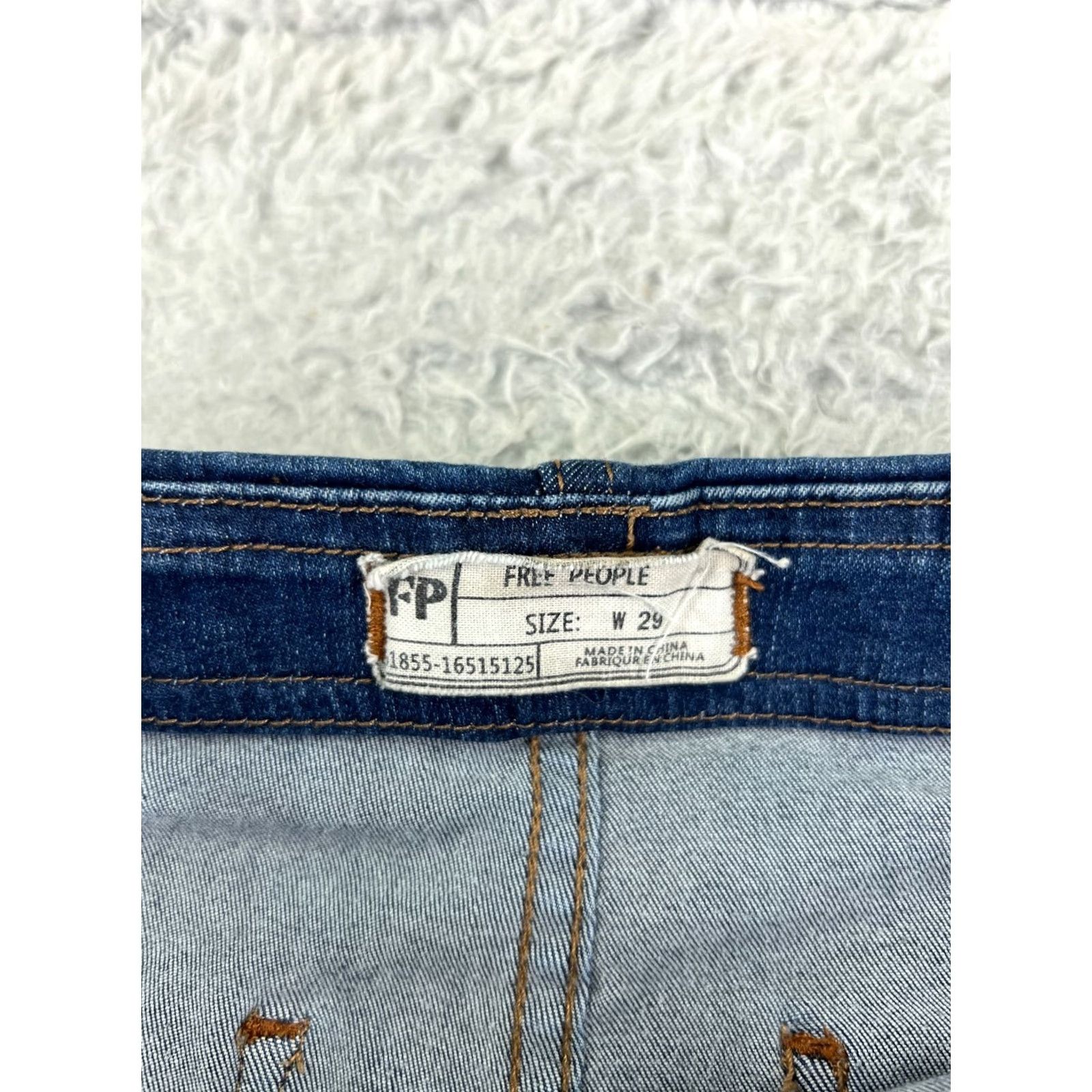 Free People Free People Jeans Womens 29 Blue Denim Flared Pull On 29x24 Distressed Stretch Pocket 5-Pocket Regular Cotton Blend Size 29" - 5 Thumbnail