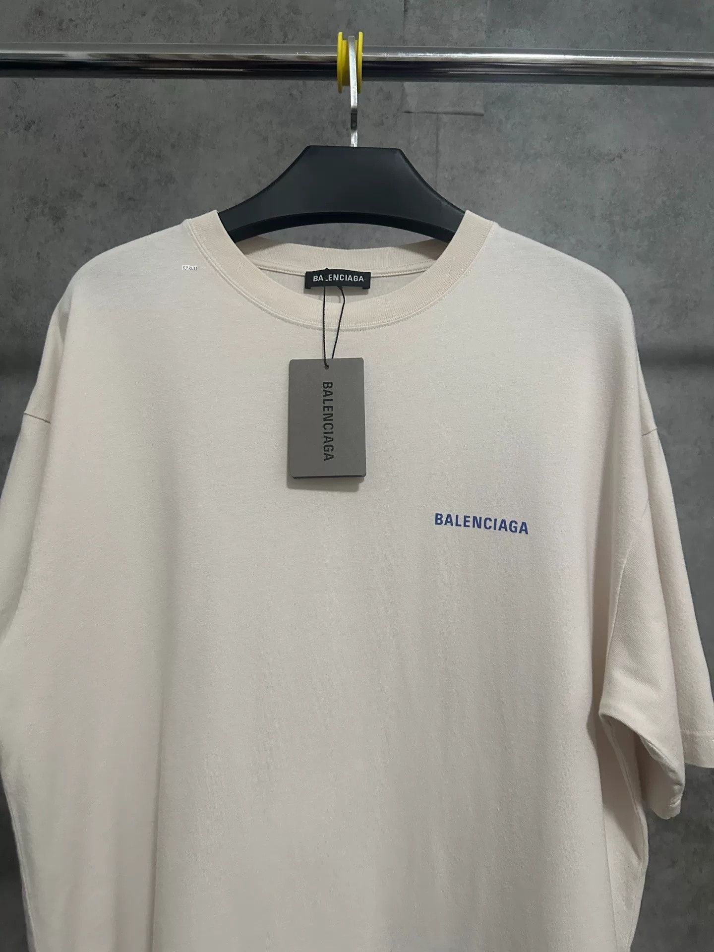 Balenciaga Balenciaga Short-Sleeve Logo Print T-Shirt Size US M / EU 48-50 / 2 - 2 Thumbnail