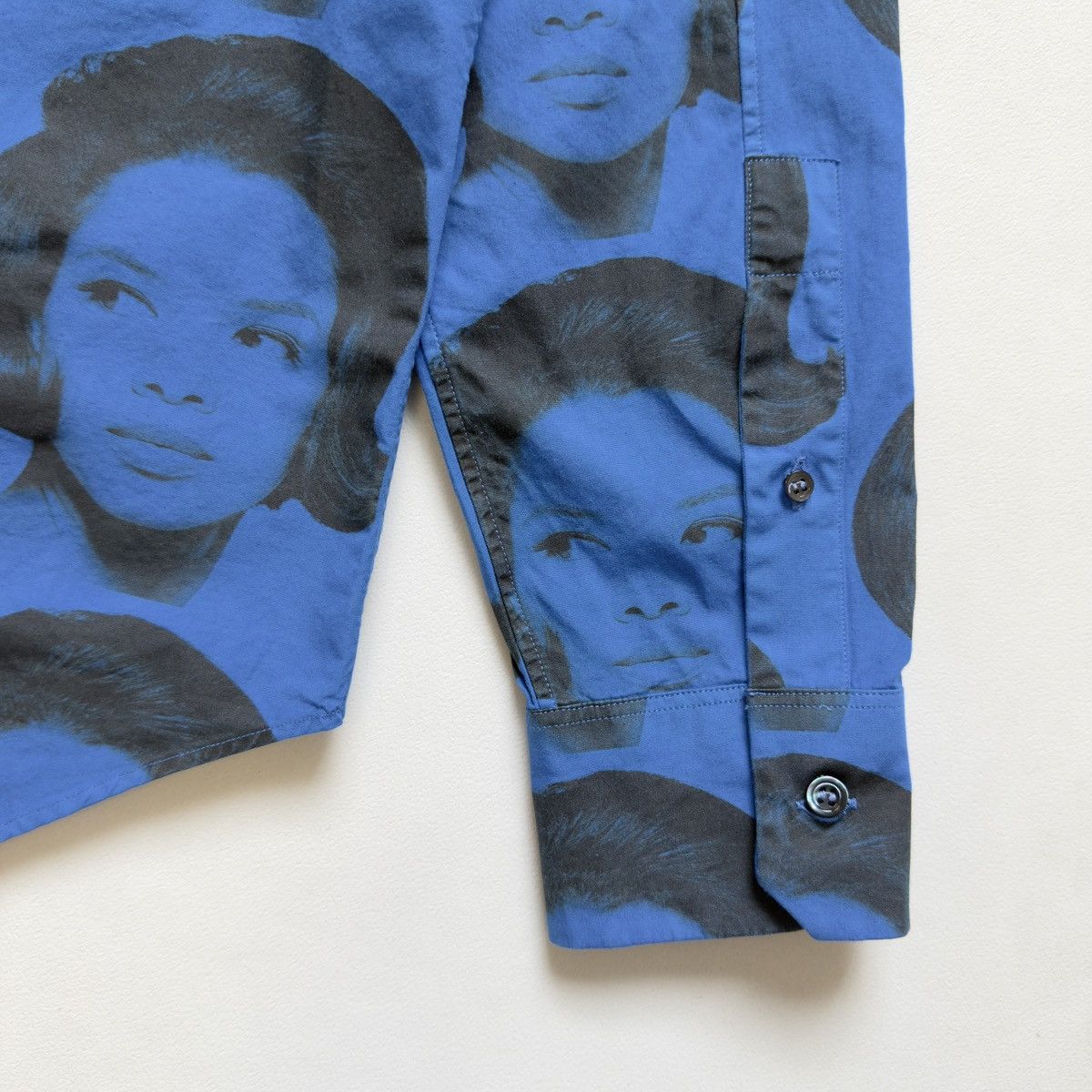 Wales Bonner A/W 25 ‘Selah’ Blue+Black Face Print Shirt Size US L / EU 52-54 / 3 - 15 Thumbnail