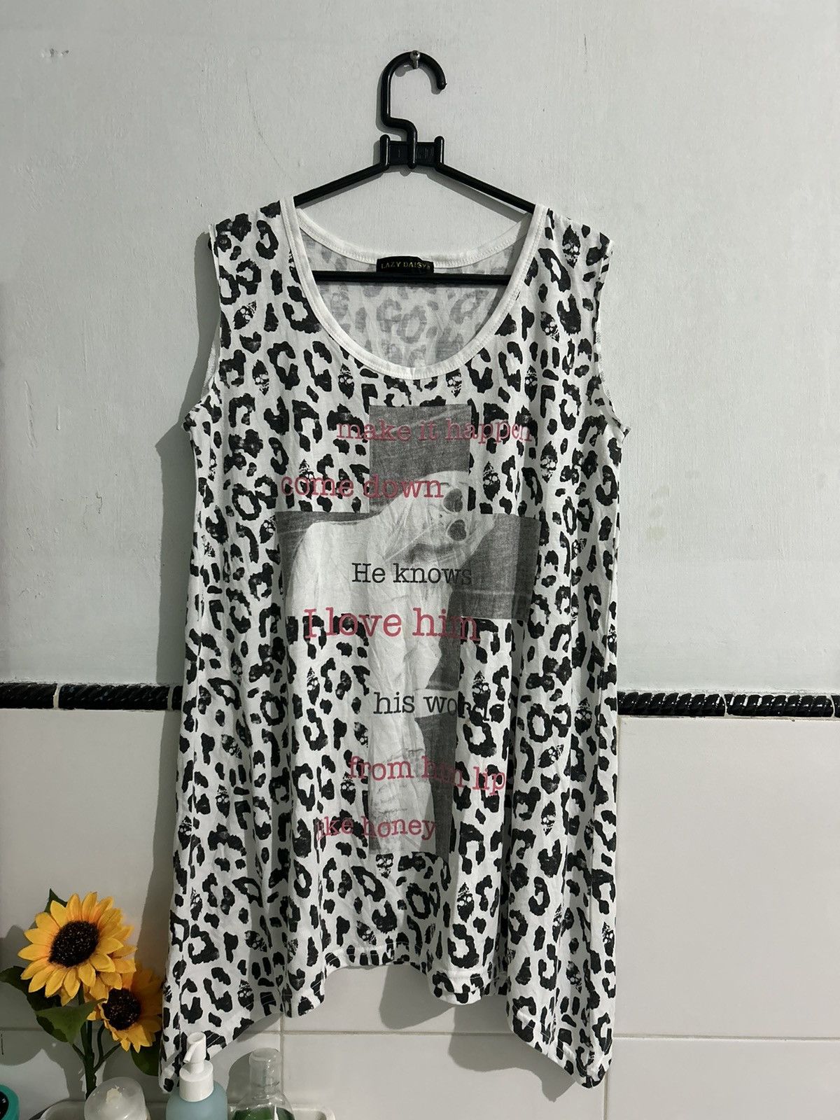 image of Vintage Japanese Hysteric Glamour Style Sleeveless in White, Women's (Size Medium)