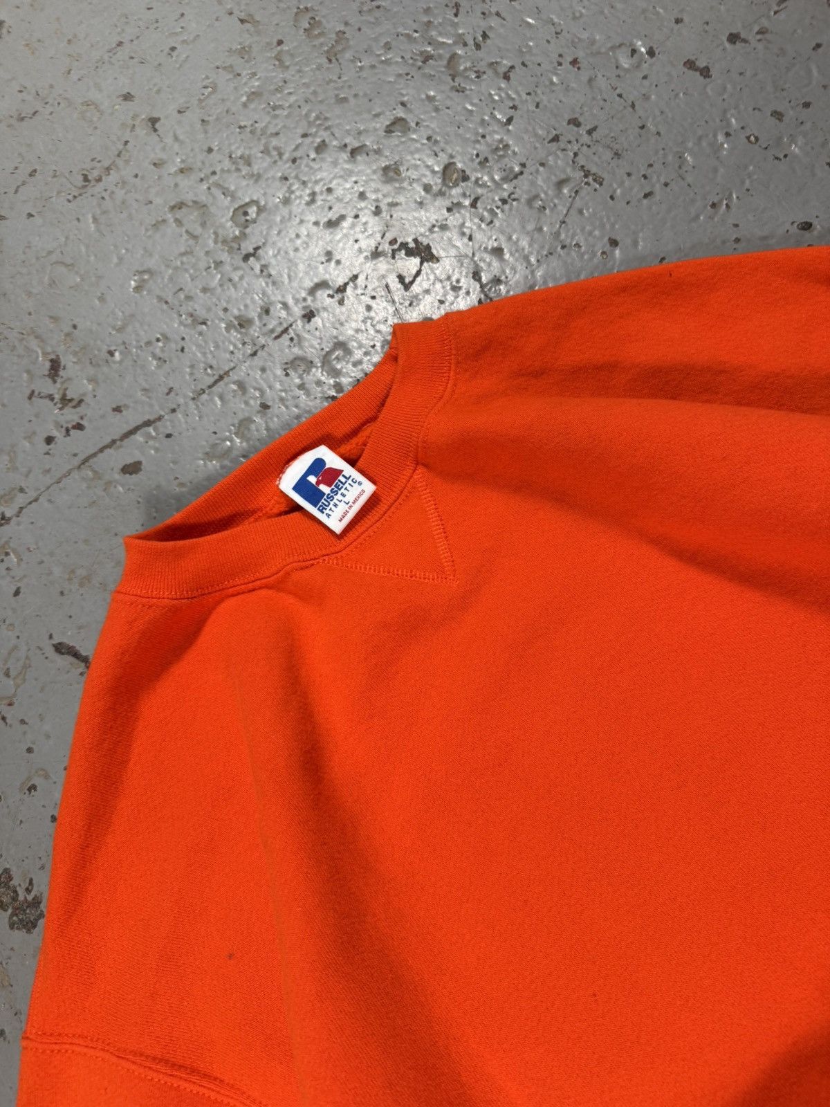 Russell Athletic Russell Athletic Blank Orange Sweater Size US L / EU 52-54 / 3 - 3 Thumbnail
