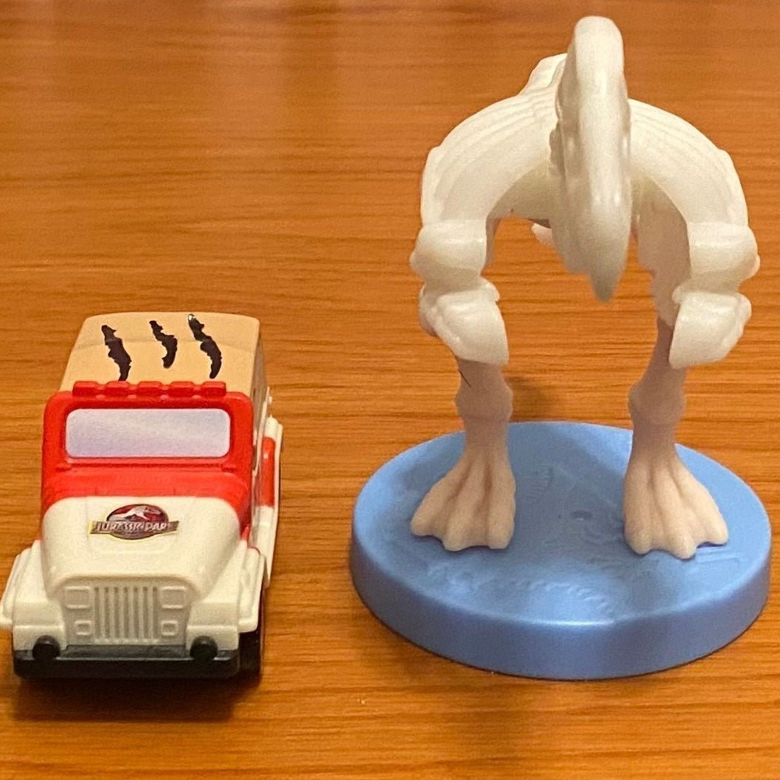 Universal Studios 2013 Jurassic Park Glow in Dark T-Rex Jeep Burger King 20th Size ONE SIZE - 2 Thumbnail