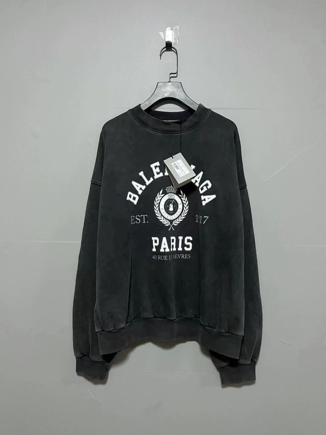 Balenciaga Balenciaga washed vintage wheat ear crown hoodie Size US M / EU 48-50 / 2 - 1 Thumbnail
