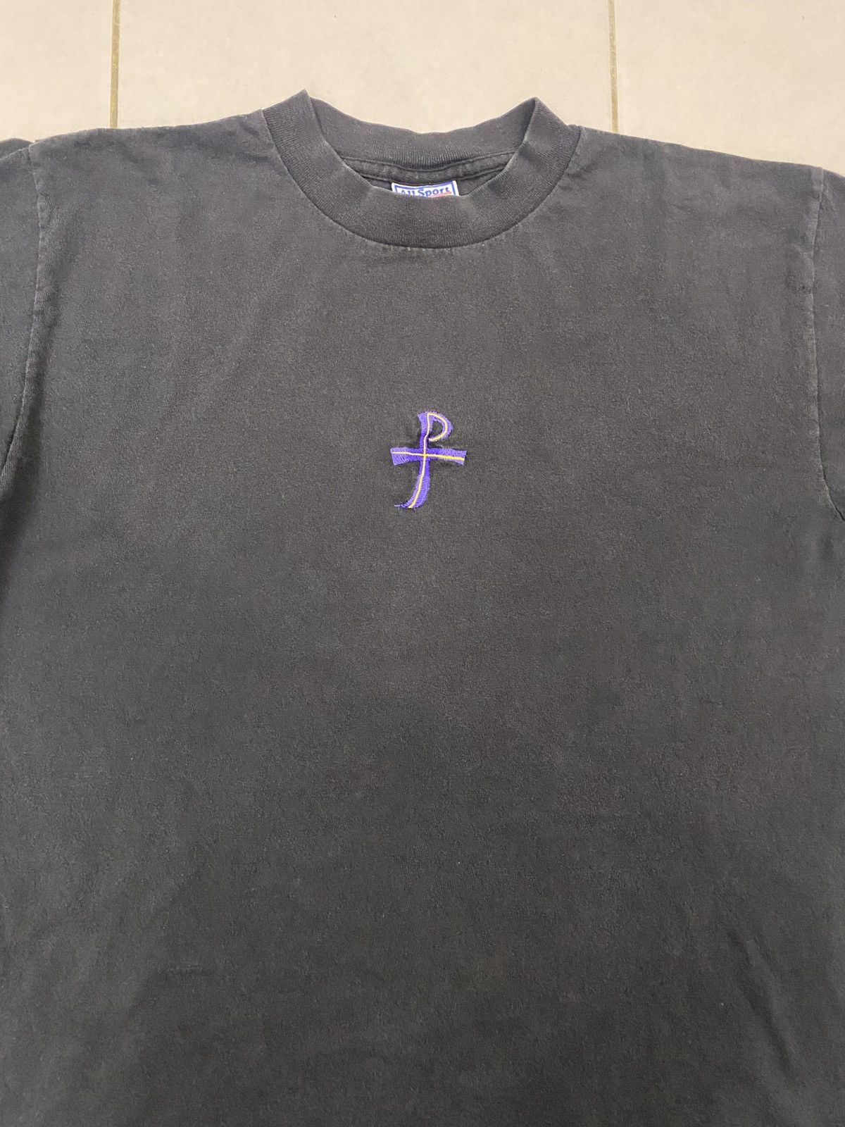 Vintage Vtg 90s Pearl Jam Vitalogy embroidered long sleeve shirt Size US L / EU 52-54 / 3 - 3 Thumbnail