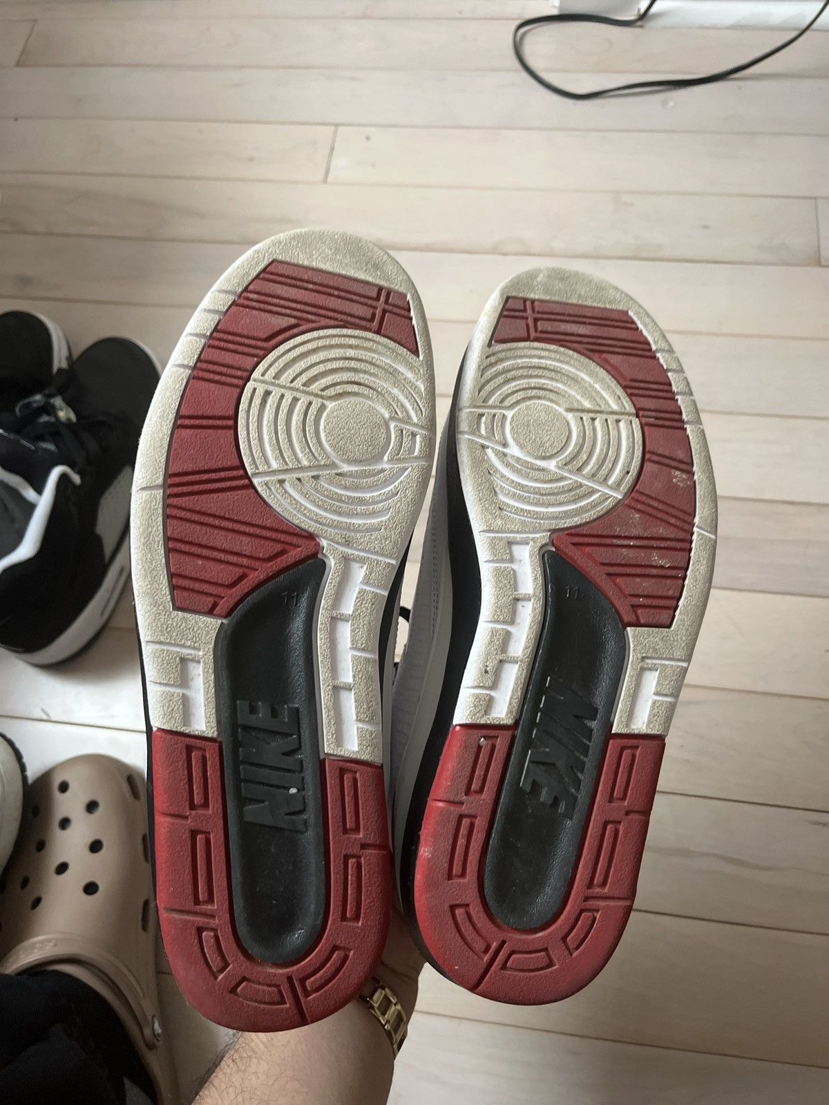 Jordan Brand Chicago 2s Size US 11 / EU 44 - 3 Thumbnail