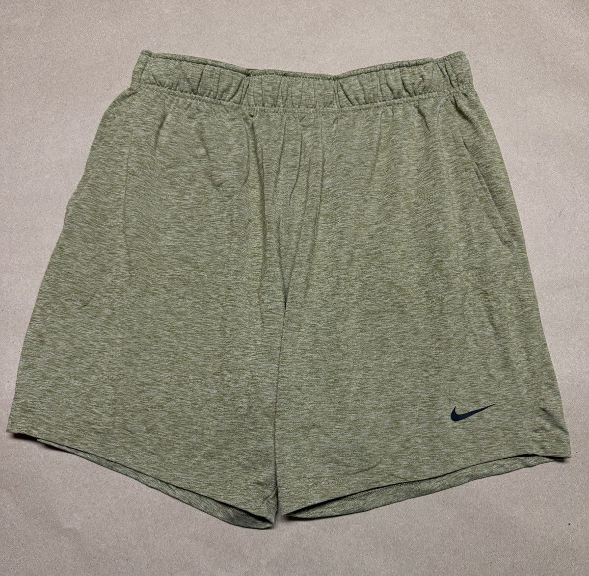 Nike Nike DriFit Basketball Shorts size XL Rare! Size US 38 / EU 54 - 1 Thumbnail
