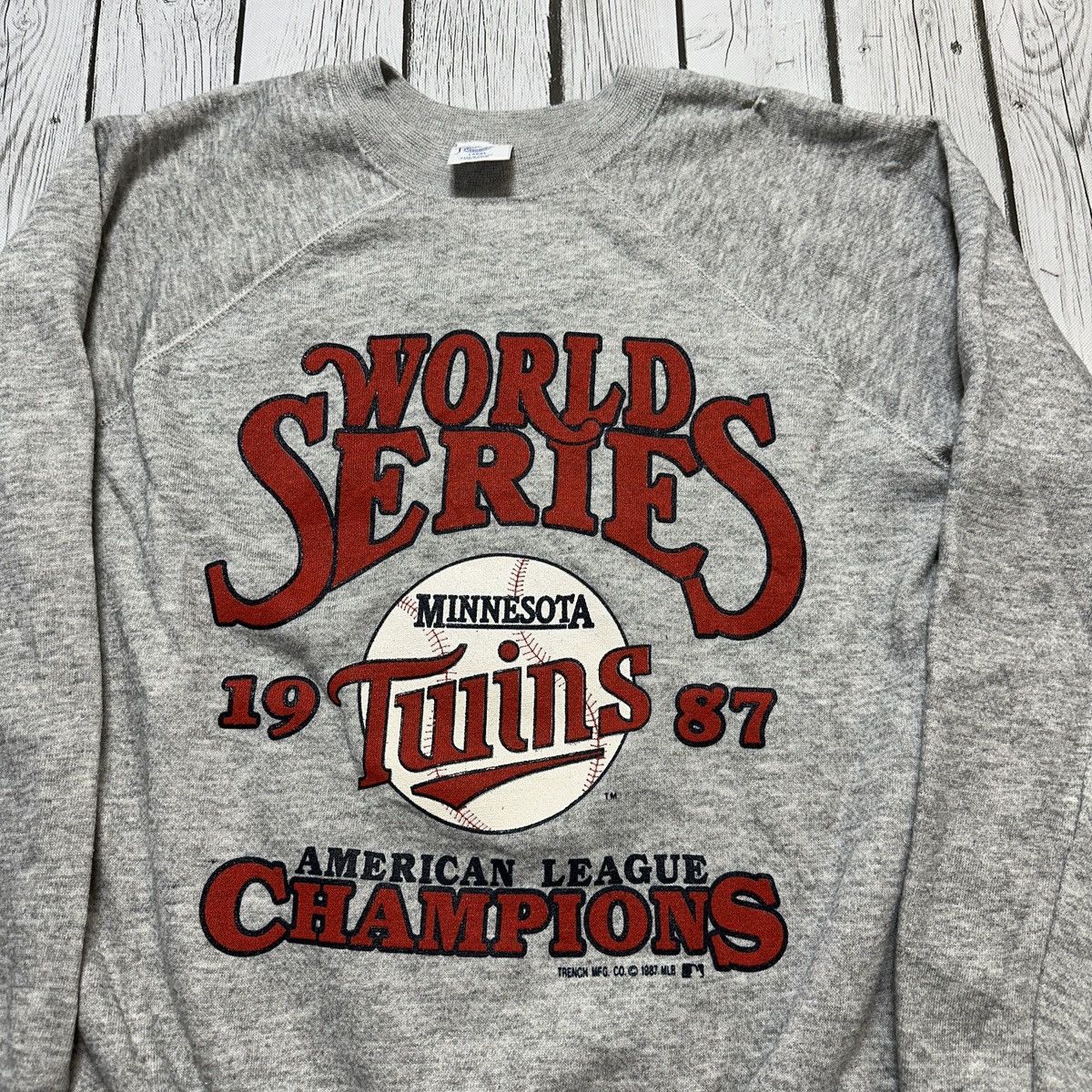 MLB Vintage Minnesota Twins sweatshirt Size US L / EU 52-54 / 3 - 3 Thumbnail