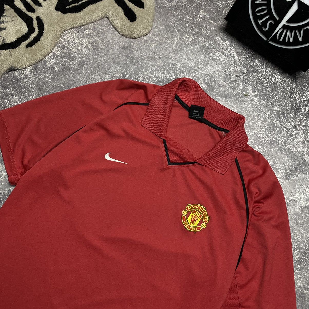 Nike × Vintage Vintage Nike Manchester United 2000’s Red Soccer jersey Size US L / EU 52-54 / 3 - 2 Thumbnail
