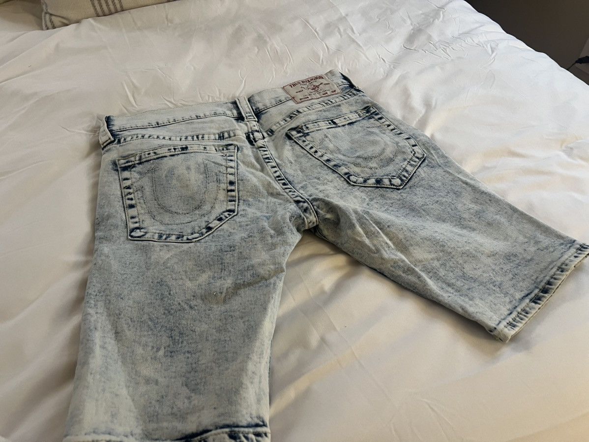 True Religion True Religion Rocco Jean Shorts Size US 33 - 6 Thumbnail