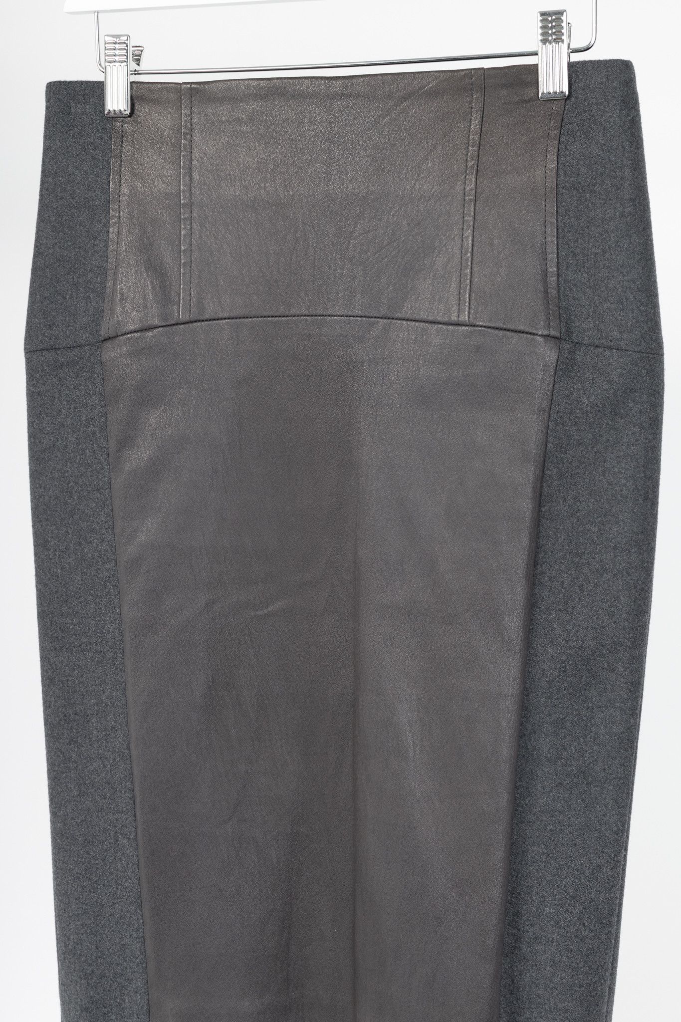 Brunello Cucinelli Brunello Cucinelli Grey Leather-Panel Pencil Skirt Size 27" / US 4 / IT 40 - 3 Thumbnail