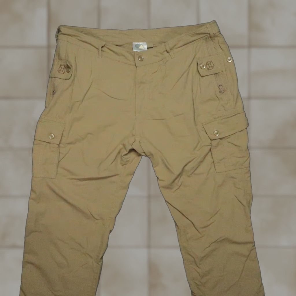 Vintage Clothing Arts Pants Men 40x32 Khaki Tan Cargo Pockets Zip Flat Front Nylon Beigish 40x32 Regular Mens Size US 40 / EU 56 - 1 Thumbnail