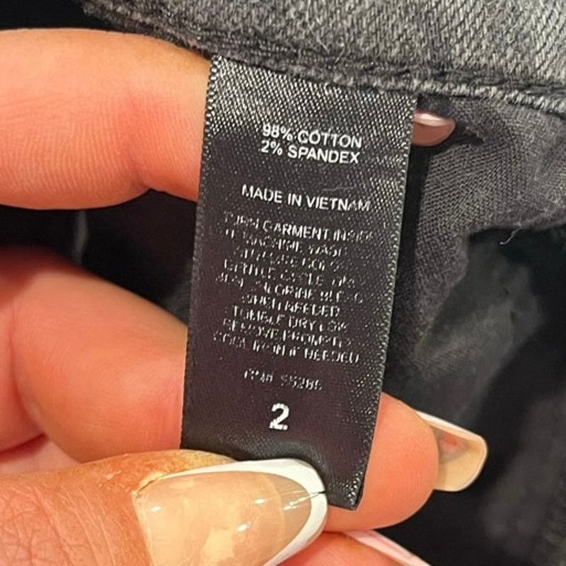 Express Express Jeans Mom Shorts Lace-Up Denim Raw Hem Black Size 2 Size 26" / US 2 / IT 38 - 7 Thumbnail