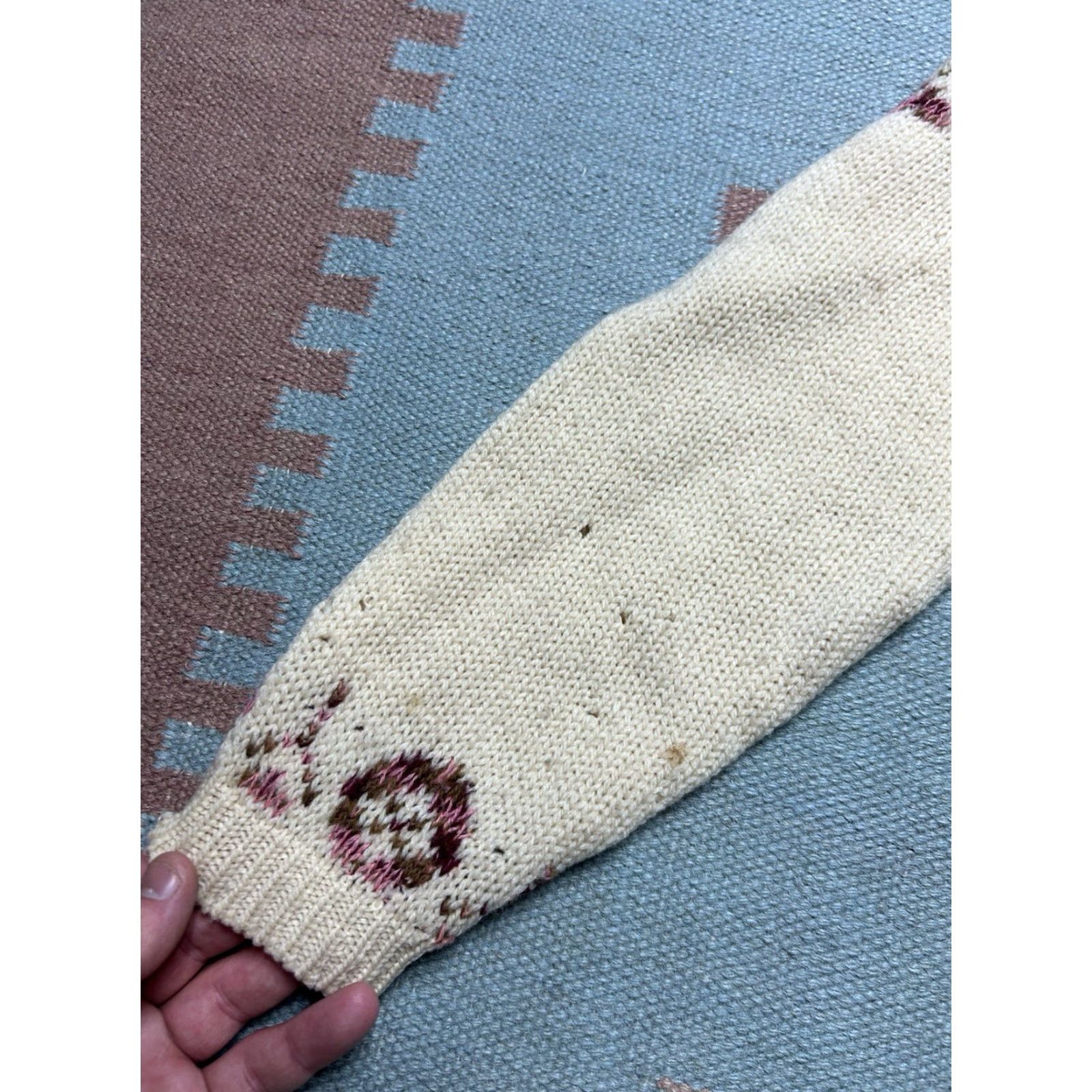 Vintage VINTAGE 1960s wool cardigan sweater Tami Icelandic Nordic distressed women’s M? Shirt Womens Size S / US 4 / IT 40 - 2 Thumbnail