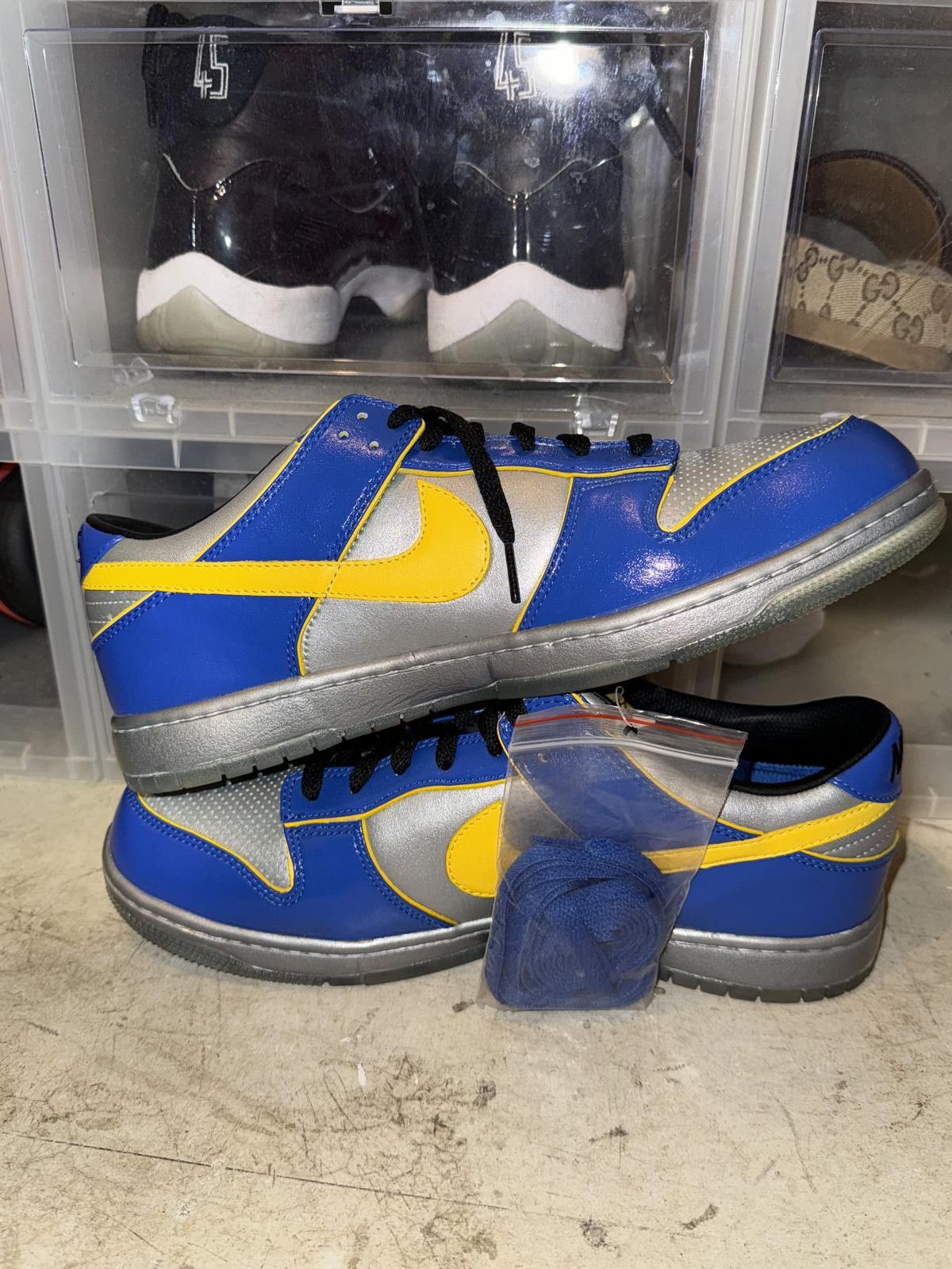Nike Nike Men’s Dunk Low Supreme Ronaldo R9 Mercurial 2008 Size US 12 / EU 45 - 10 Thumbnail